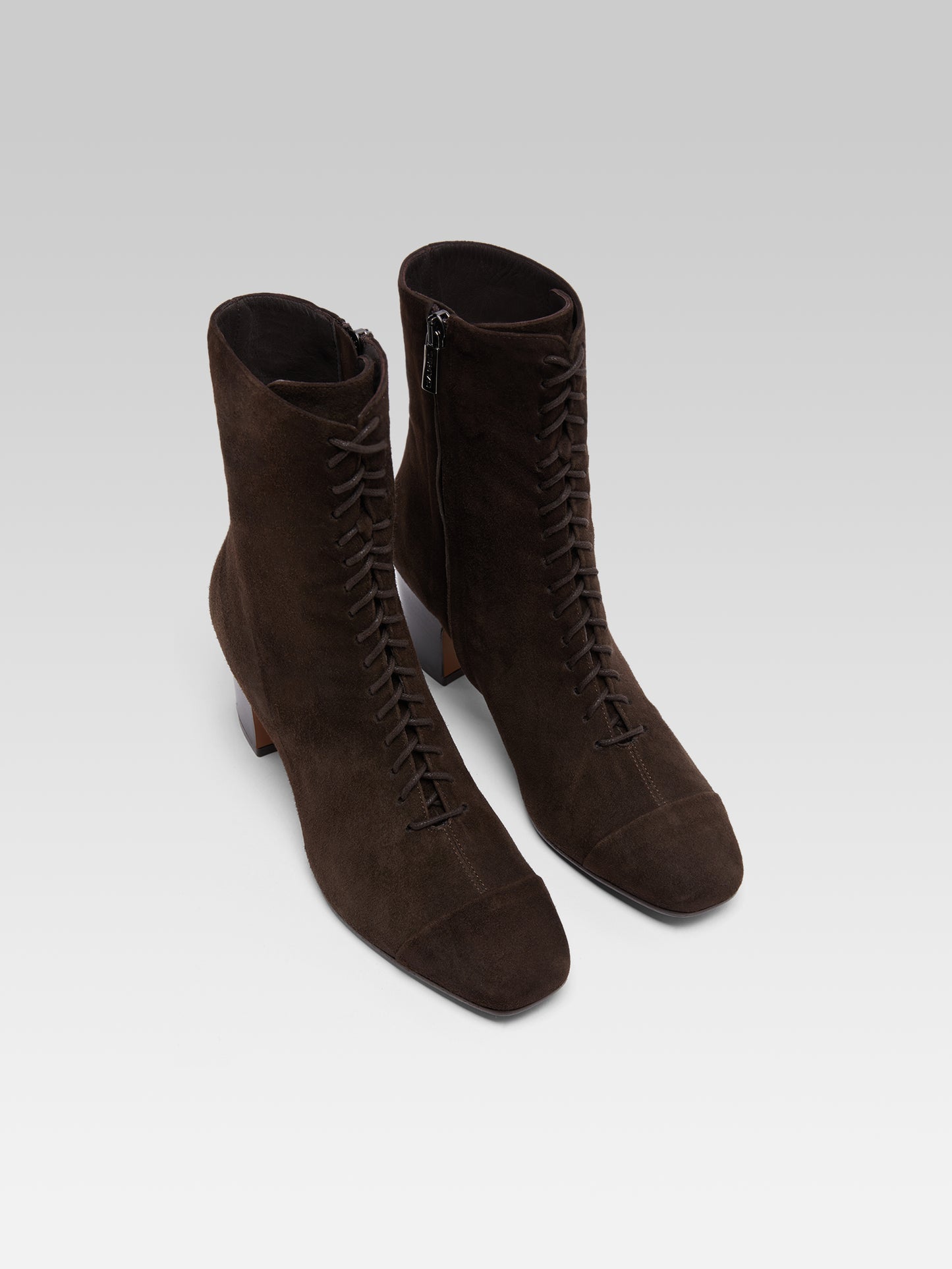 Colette - Bottines à lacets cuir velours marron