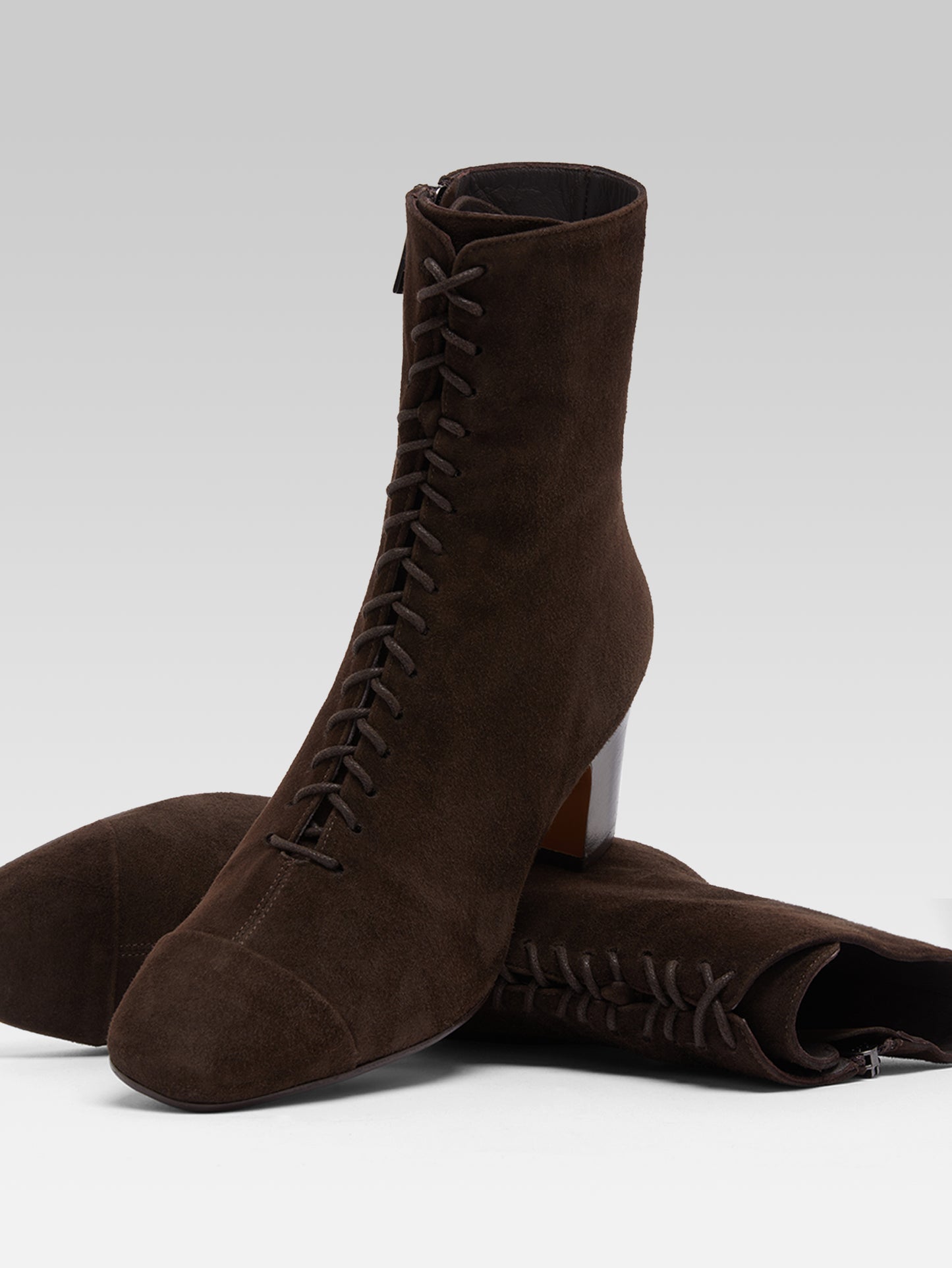 Colette - Bottines à lacets cuir velours marron