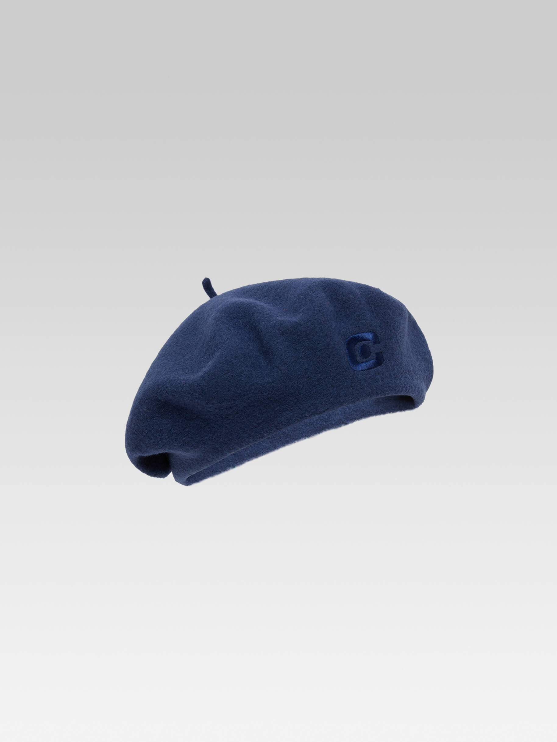 Dark blue wool beret C logo