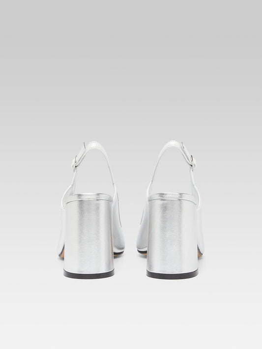 Alizee - Escarpins slingback cuir laminé argent et cuir verni blanc - Image numéro 5