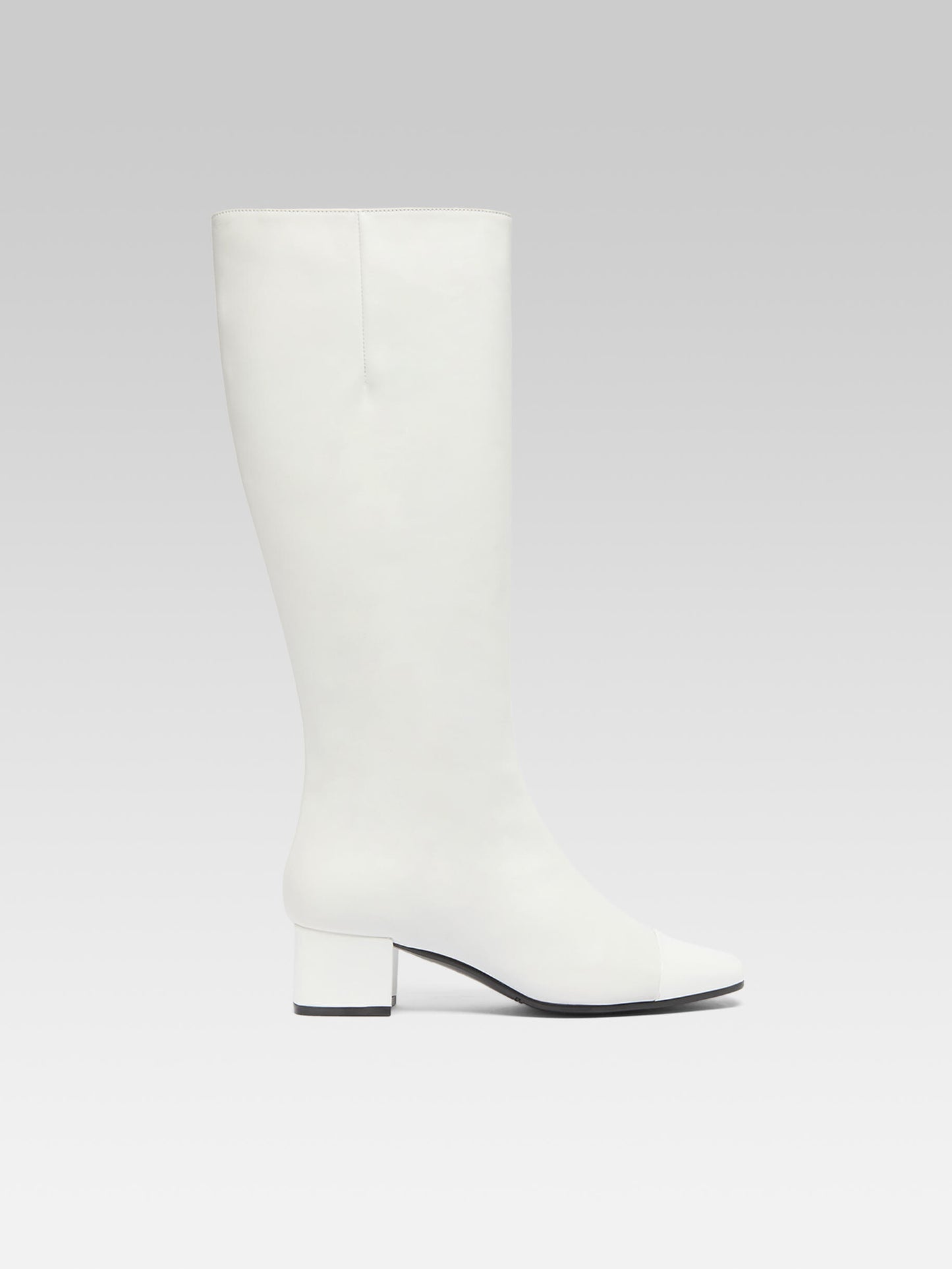 Malaga - White leather and patent leather boots