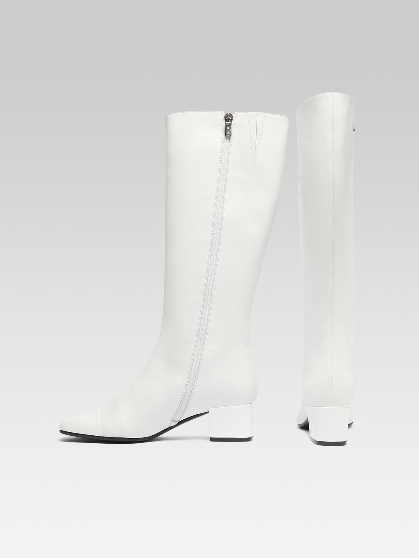 Malaga - White leather and patent leather boots