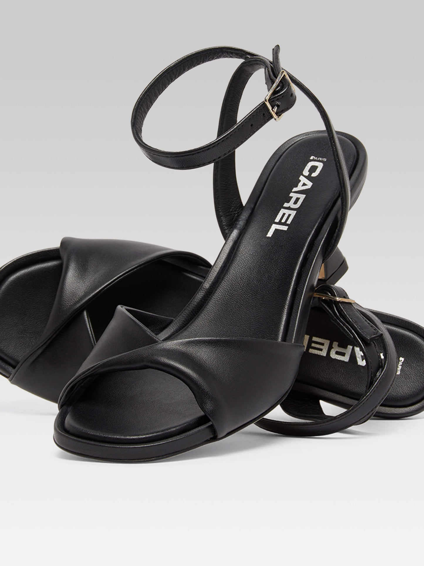 Arielle - Black leather sandals