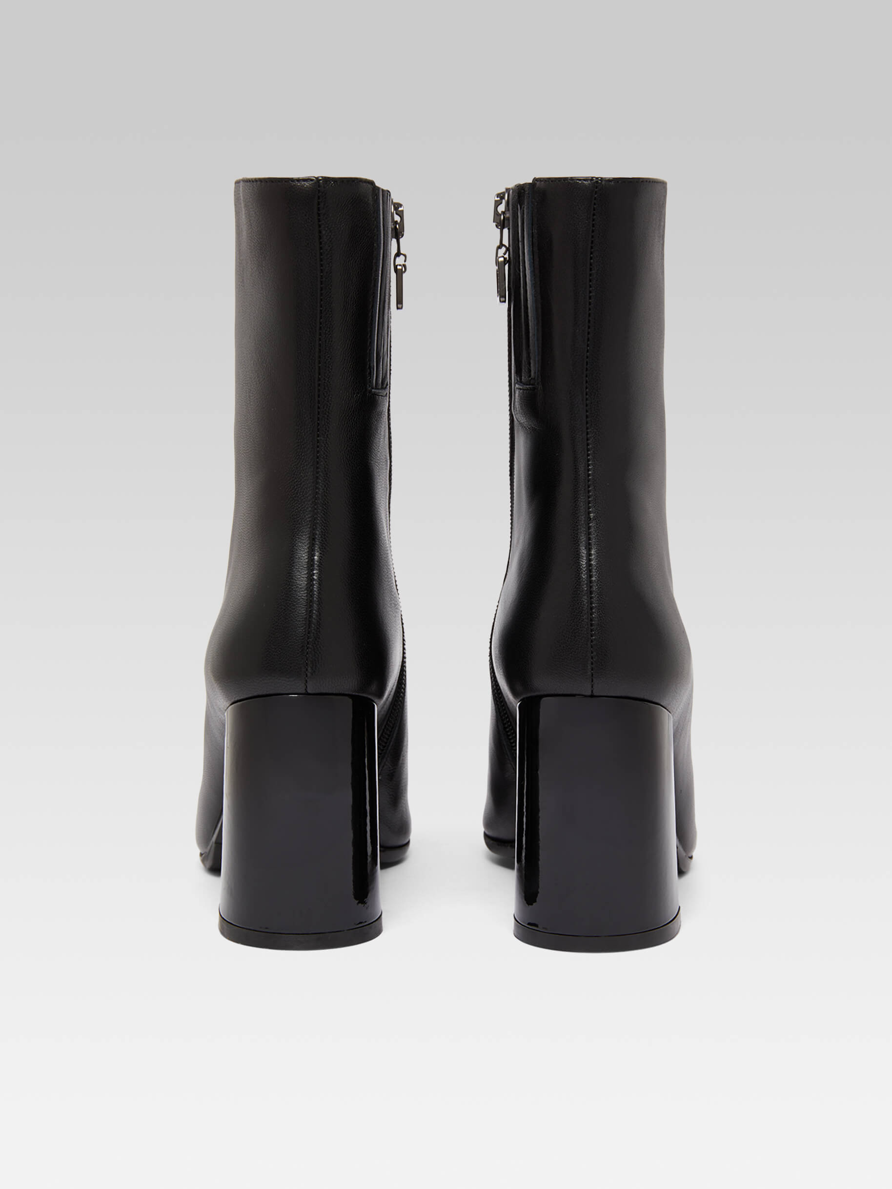 Donna - Black leather and patent ankle boots - Image number 4