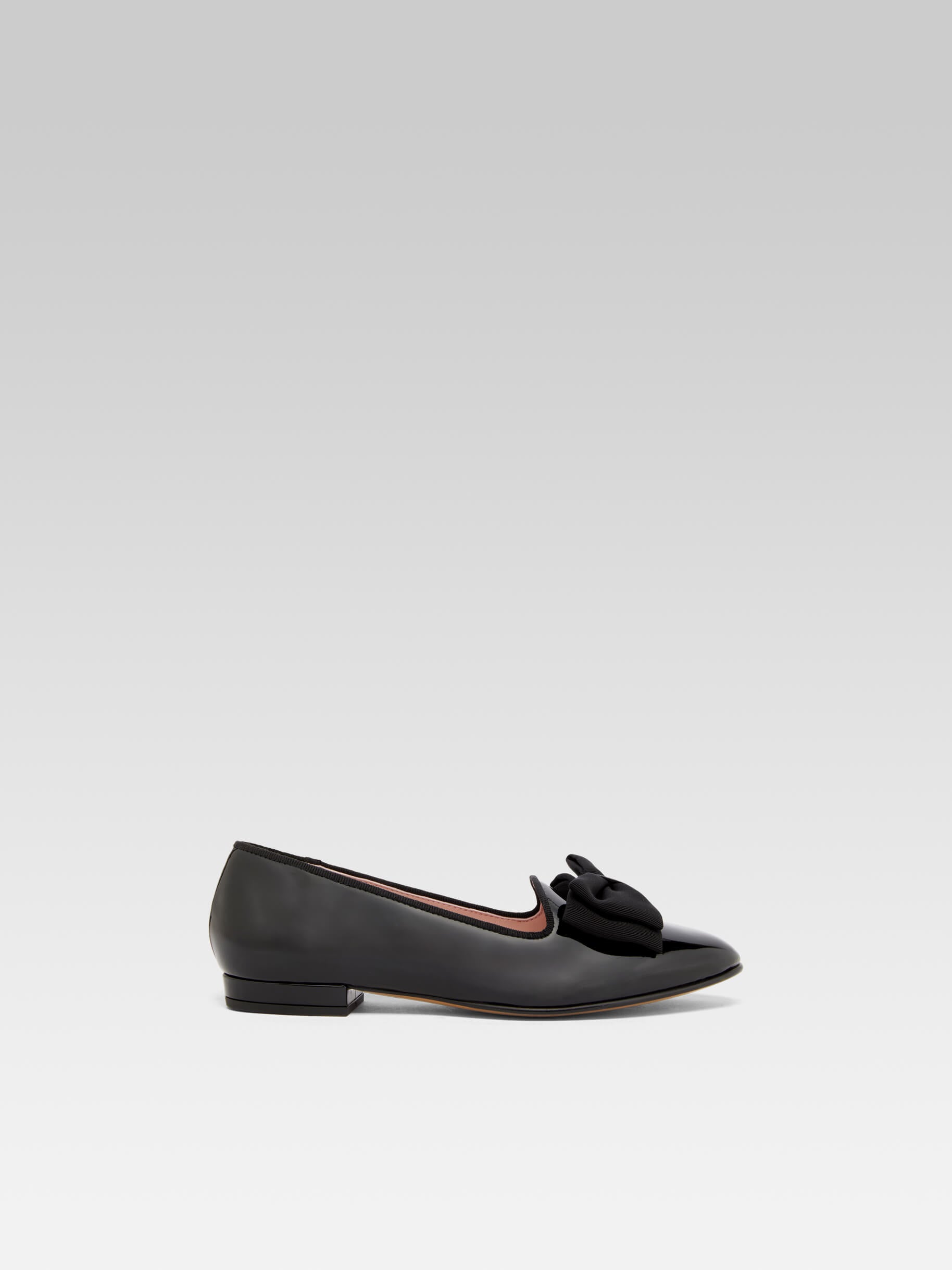 Marquis - Black patent leather bow ballerinas