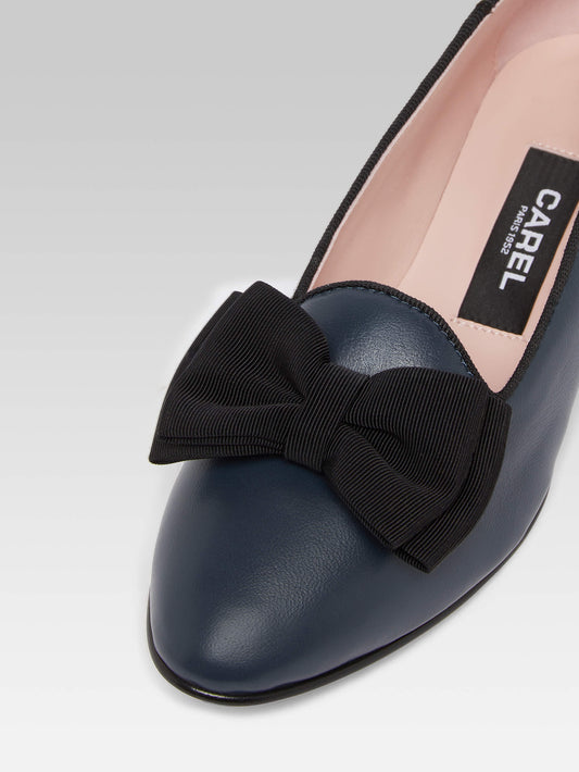 Marquis - Blue navy leather bow ballet flats - Image number 2