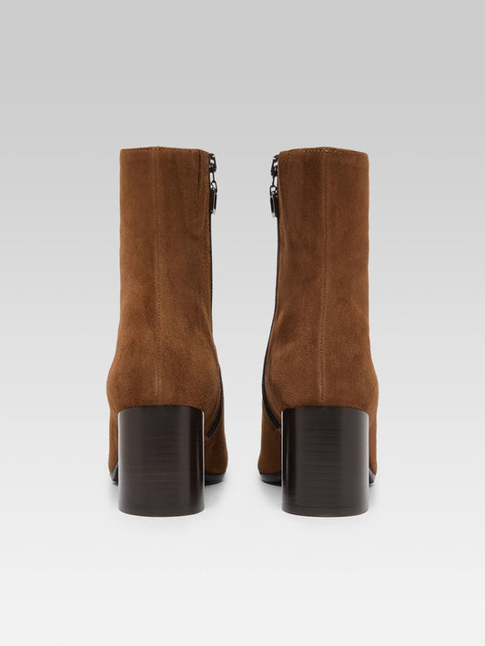 Esprit - Camel and brown suede leather ankle boots - Image number 4