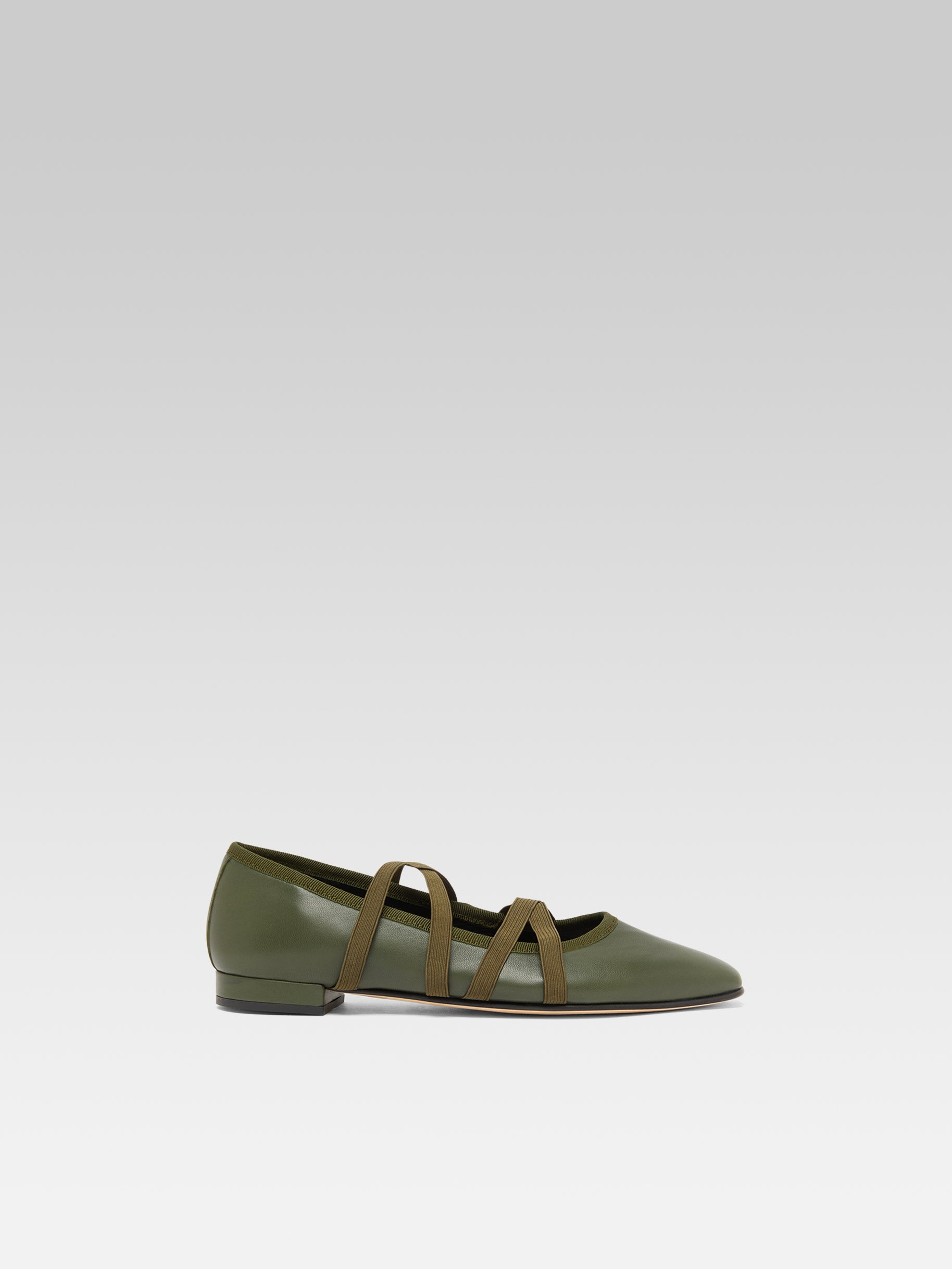 Tutu - Upcycled khaki green leather ballet-flats