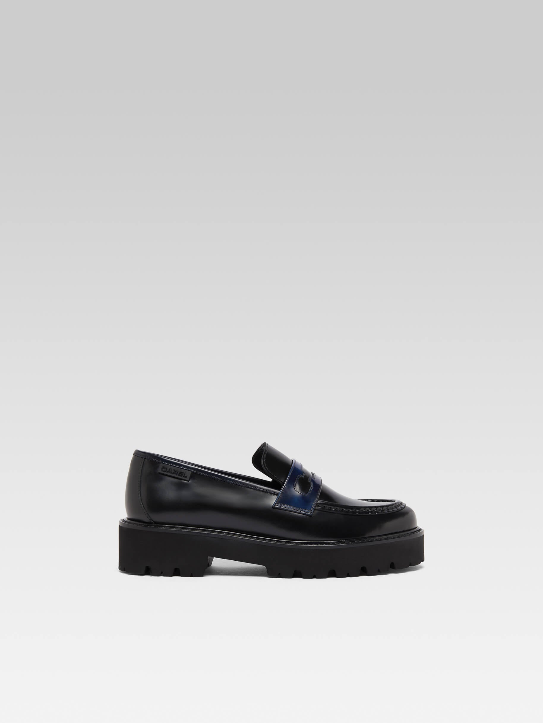 Marion - Black and blue glossy leather loafers - Image number 1