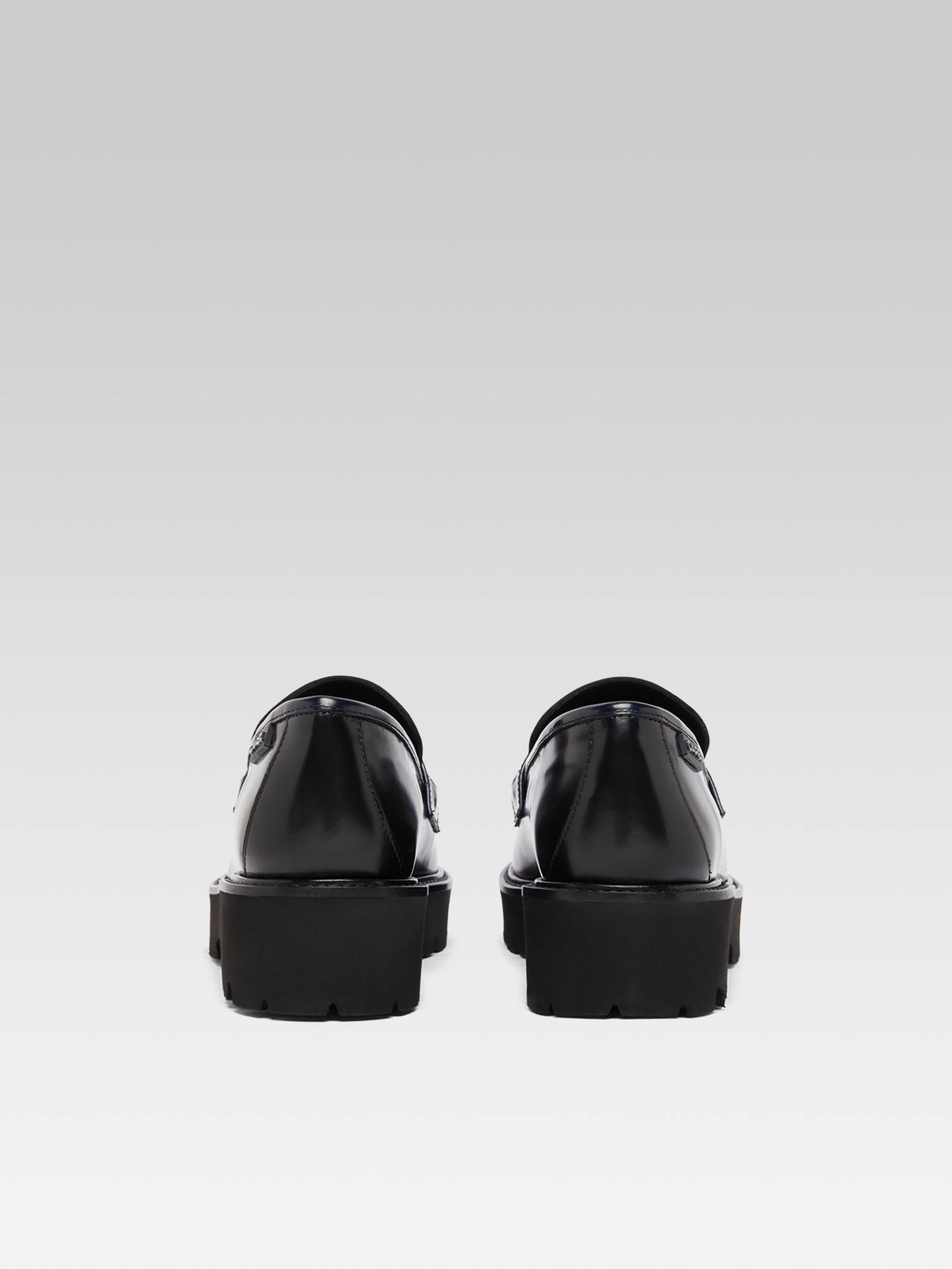 Marion - Black and blue glossy leather loafers