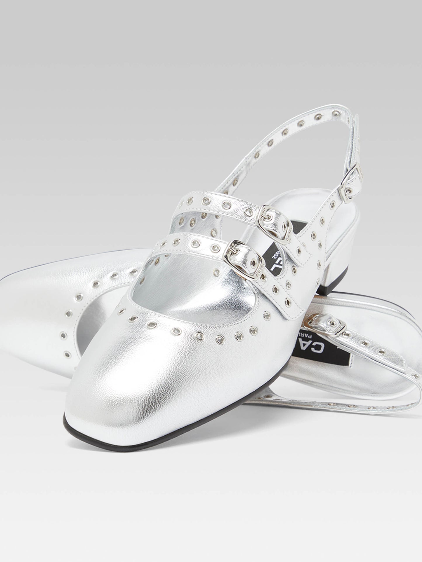 Queen - Babies slingback cuir argent à oeillets