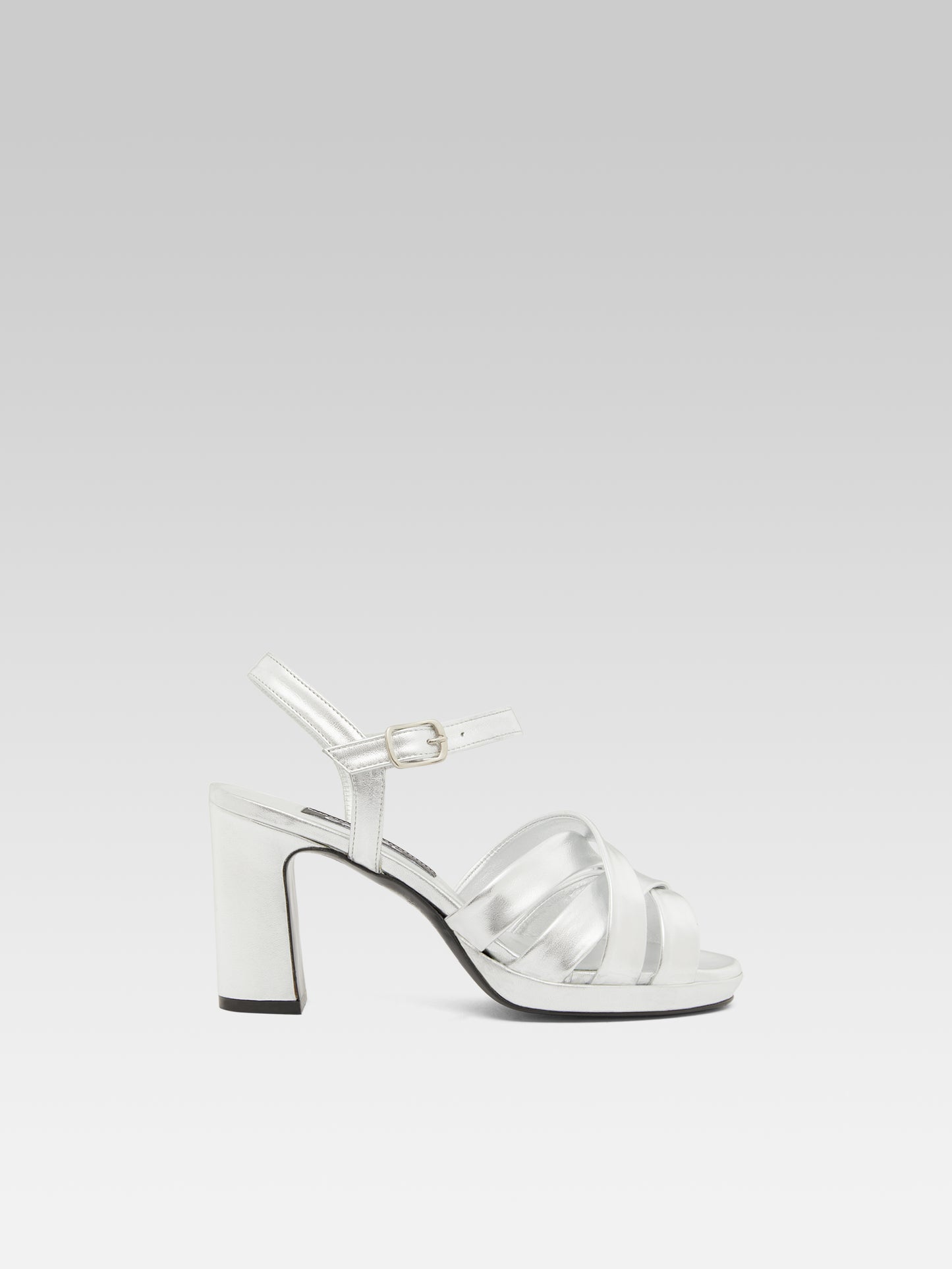 Dancing - Silver laminated leather sandals