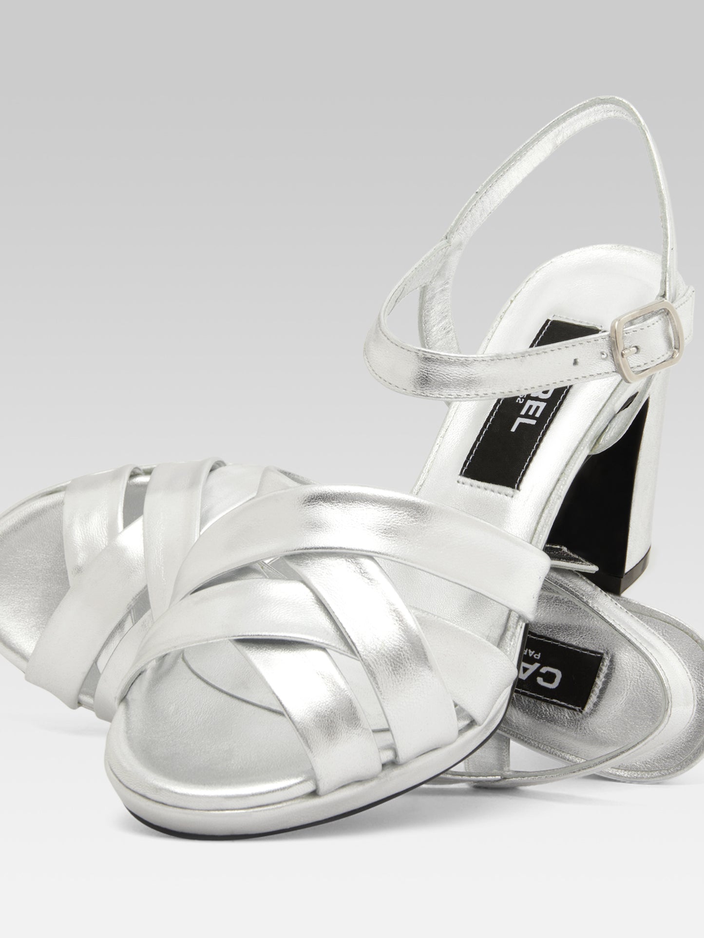 Dancing - Silver laminated leather sandals