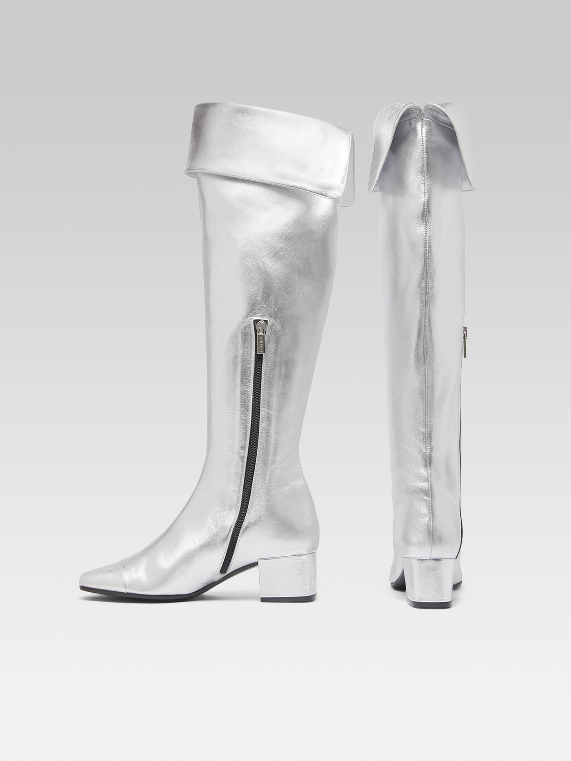 Brigitte - Silver leather thigh boots - Image number 3