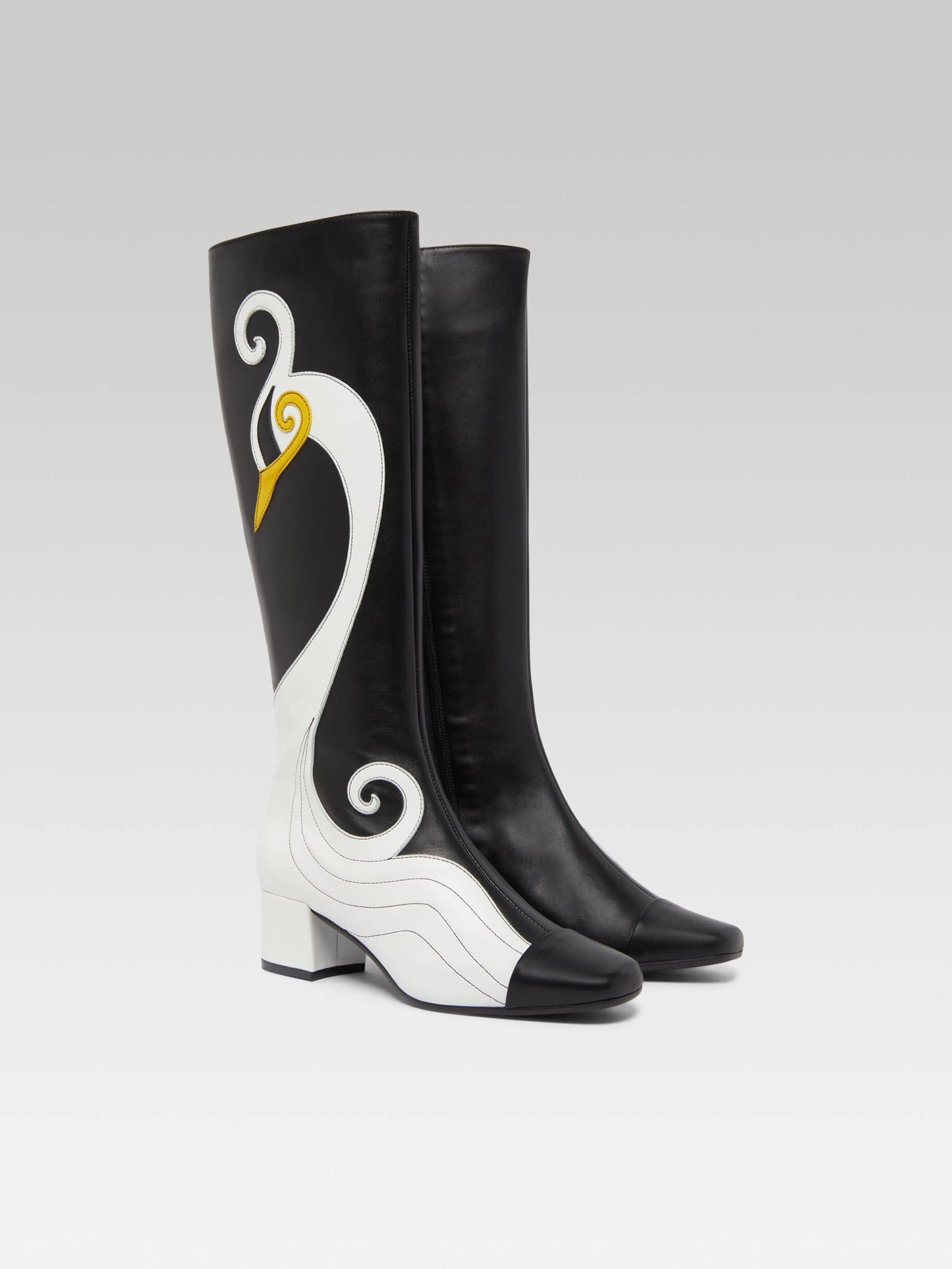 Malaga - Bottes cuir noir et blanc cygne