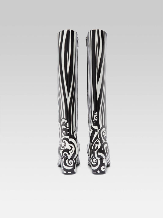 Malaga - Black and white printed leather boots - Image number 4