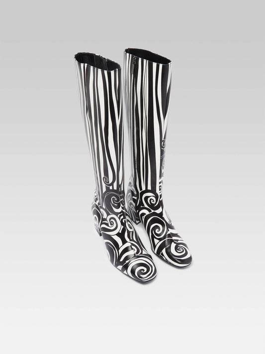 Malaga - Black and white printed leather boots - Image number 3