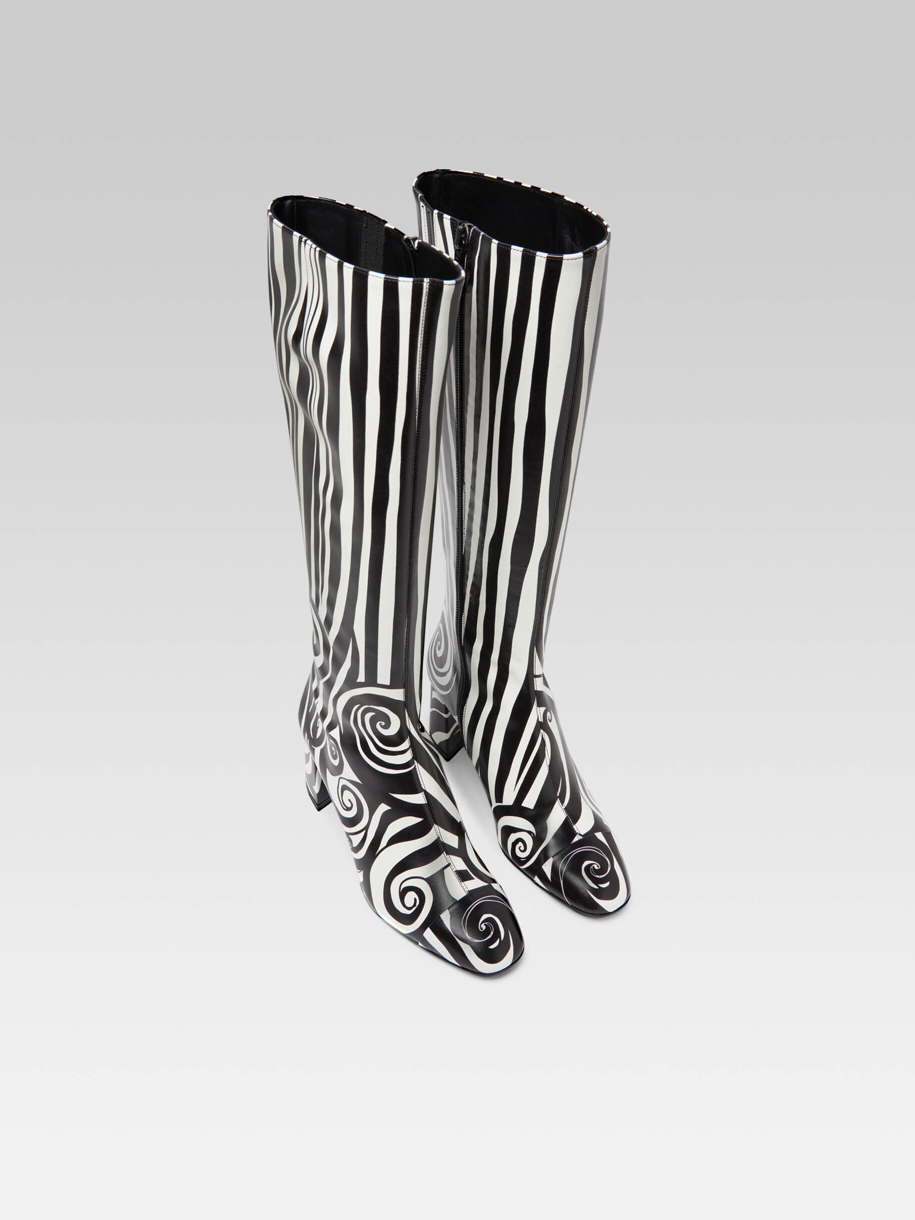 Sunrise - Black and white printed leather boots - Image number 2