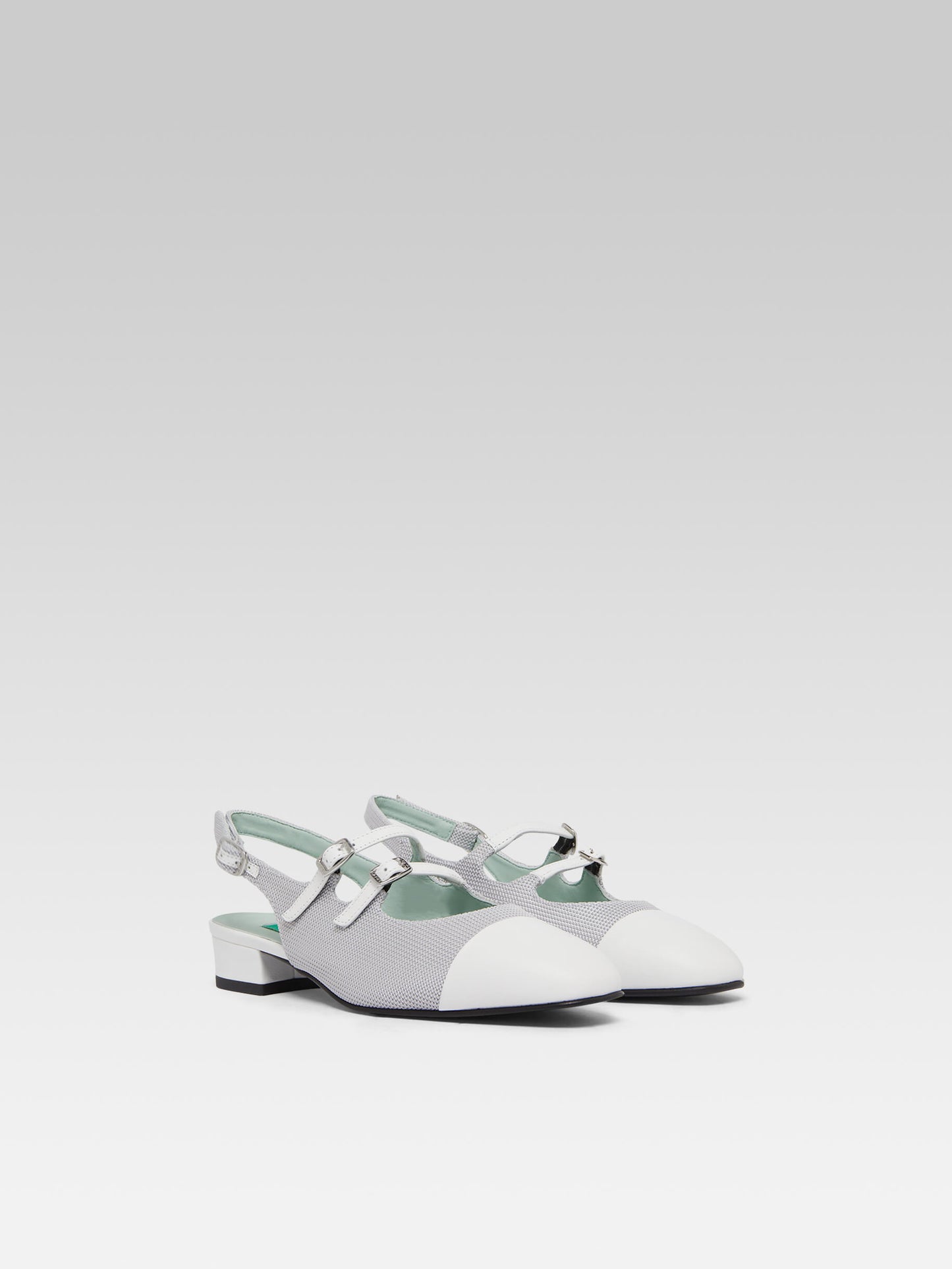 Abricot - Babies slingback résille gris et cuir blanc upcyclé