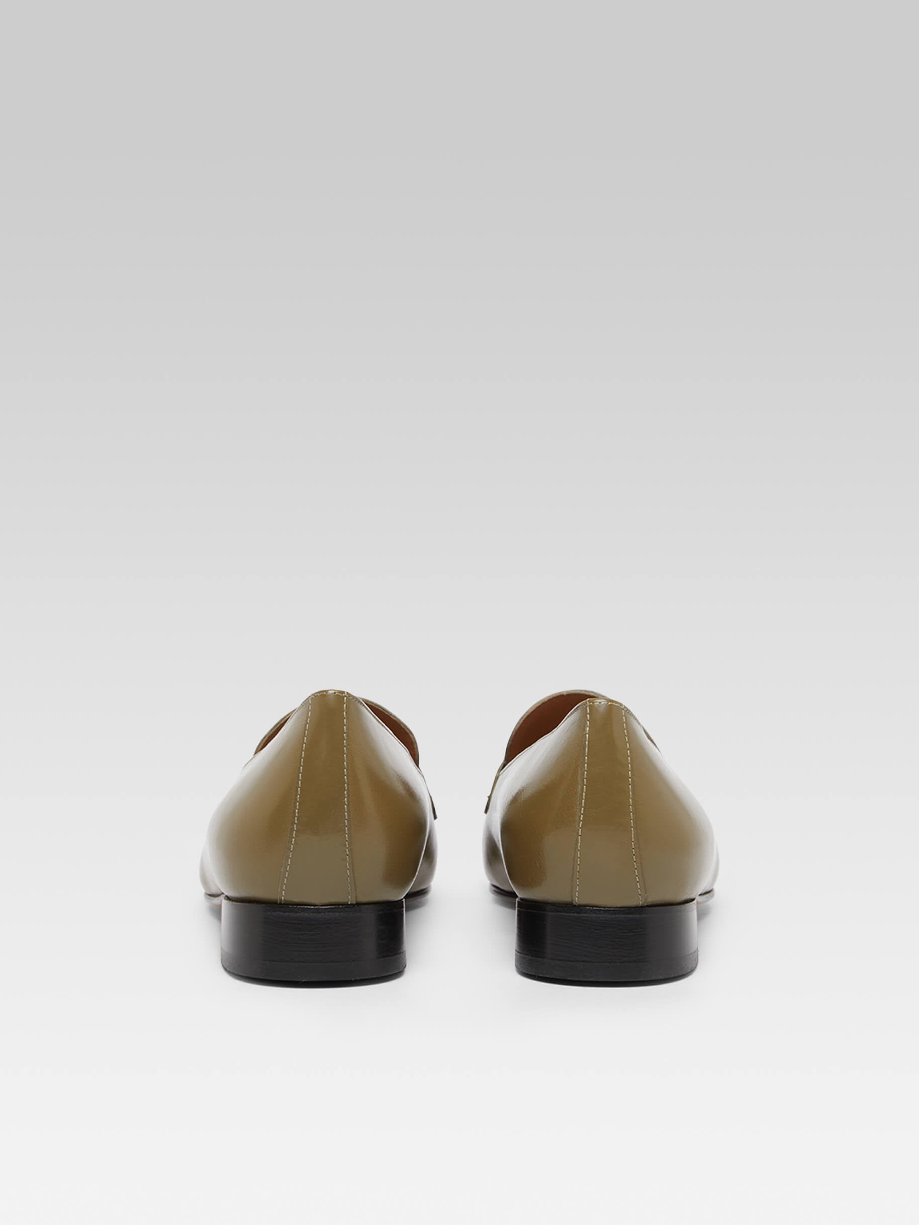 2100 - Olive and sand upcycled leather loafers - Image number 4