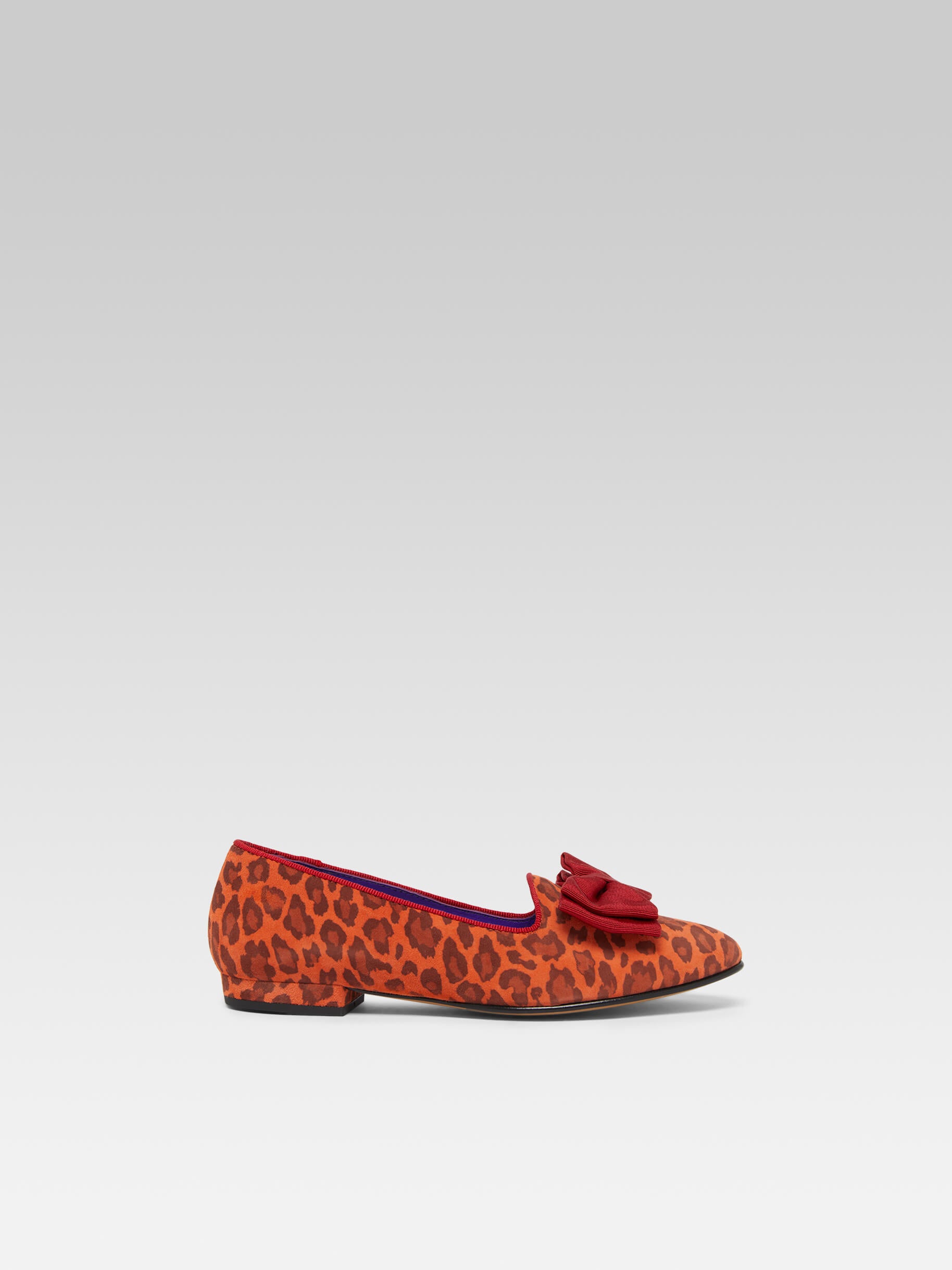 Marquis - Upcycled leather bow ballerinas in orange leopard velvet