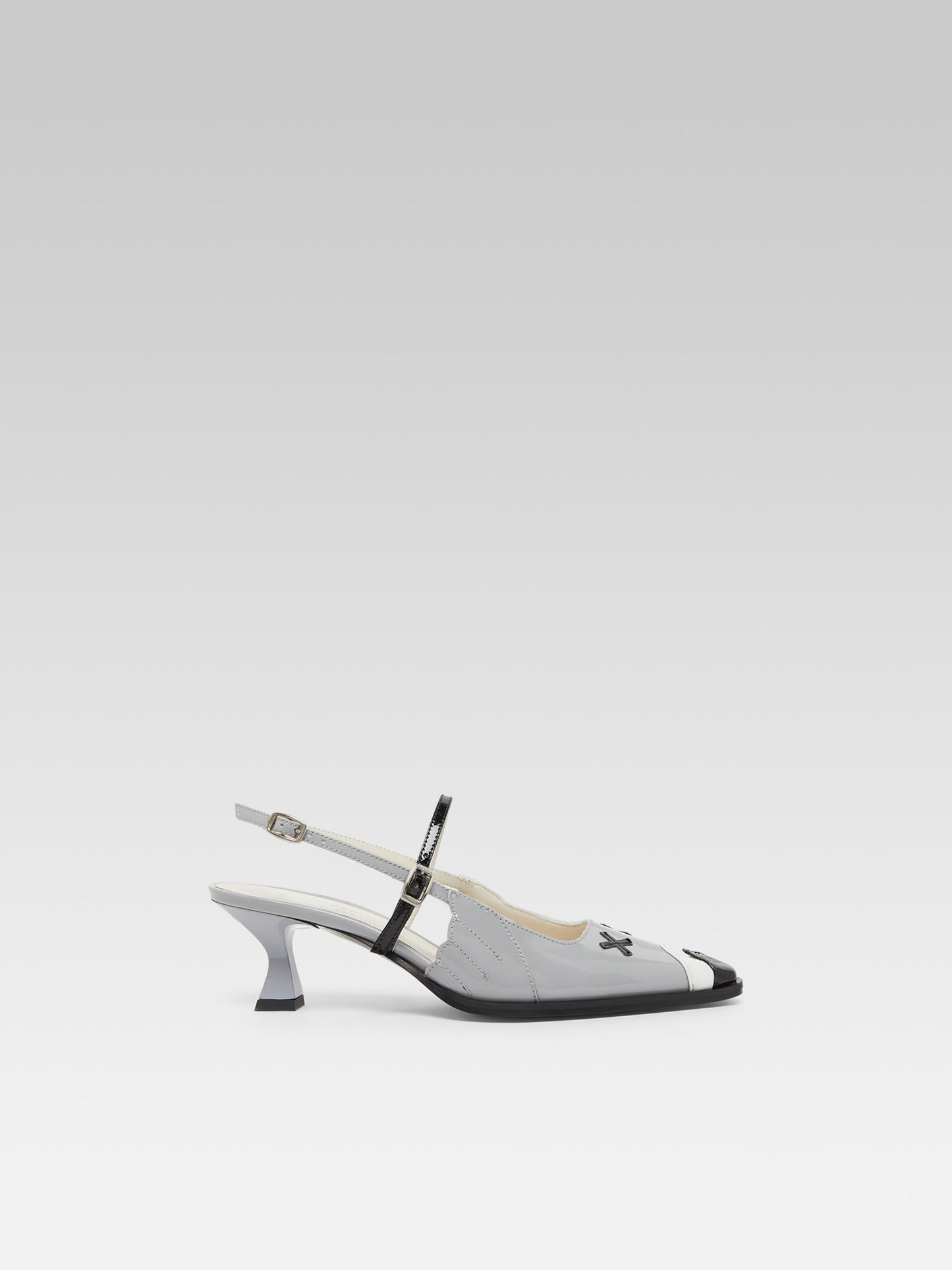 Pigeon - Grey patent leather slingback pumps