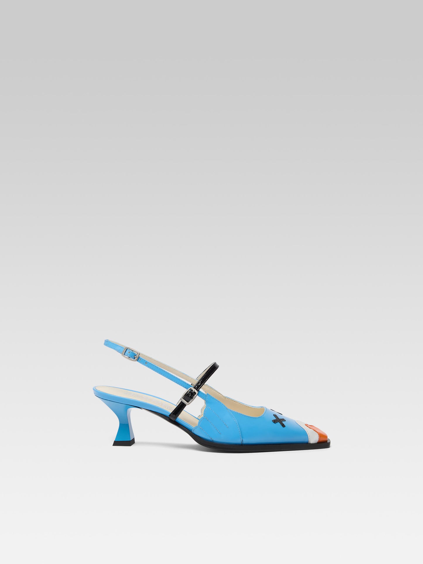 Pigeon - Blue patent leather slingback pumps