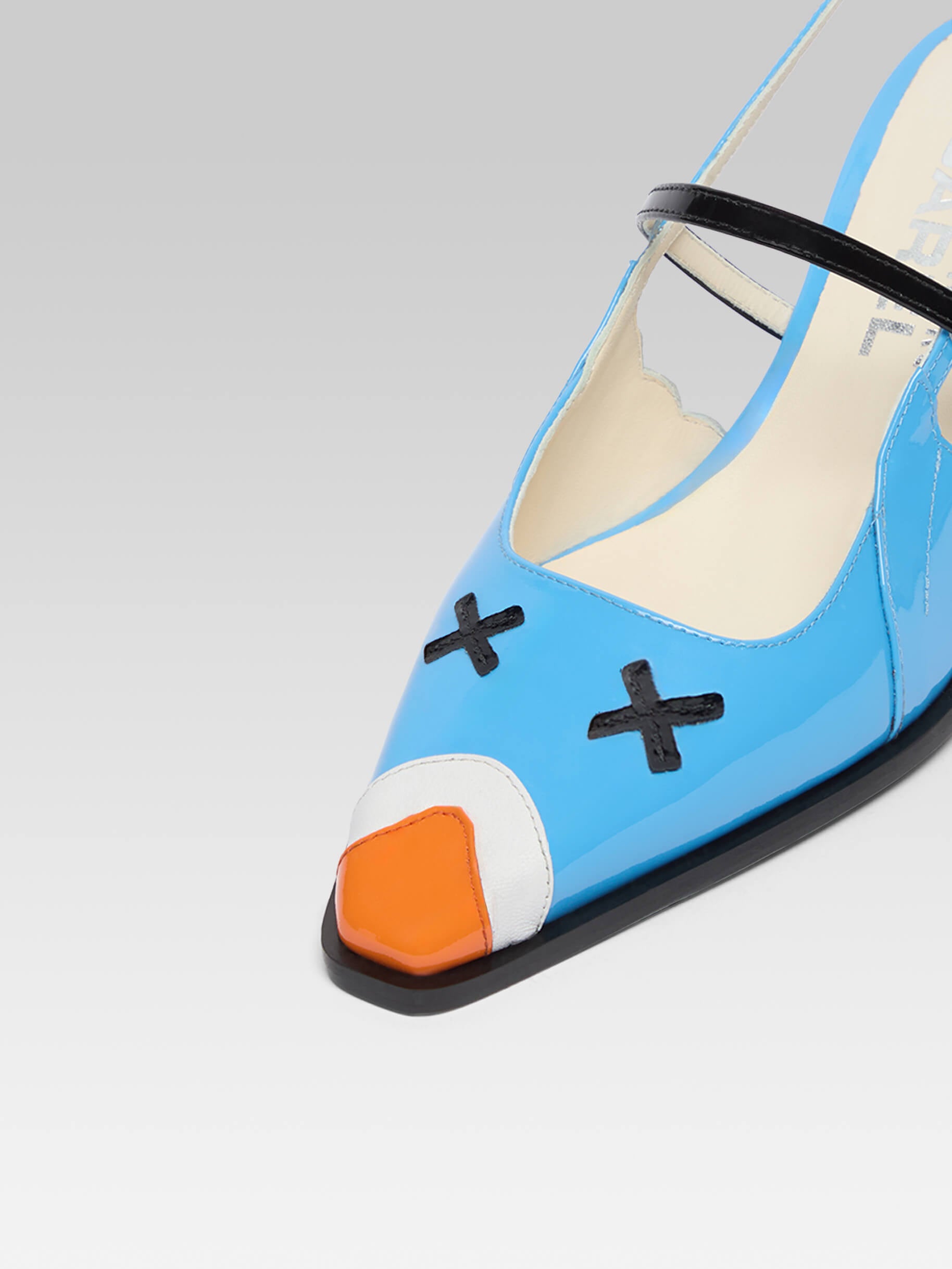 Pigeon - Blue patent leather slingback pumps - Image number 4