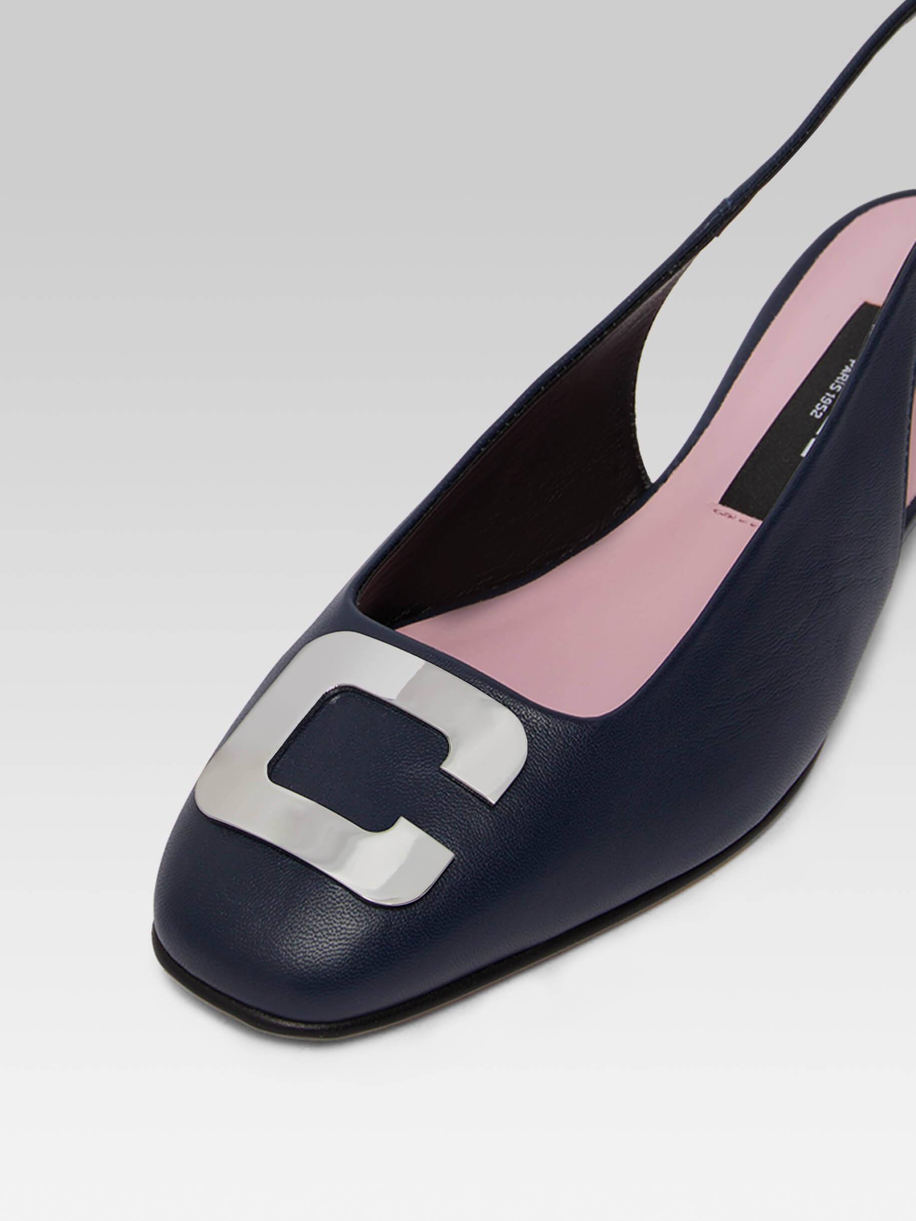 Coquelicot - Navy blue leather slingback with C logo - Image number 2