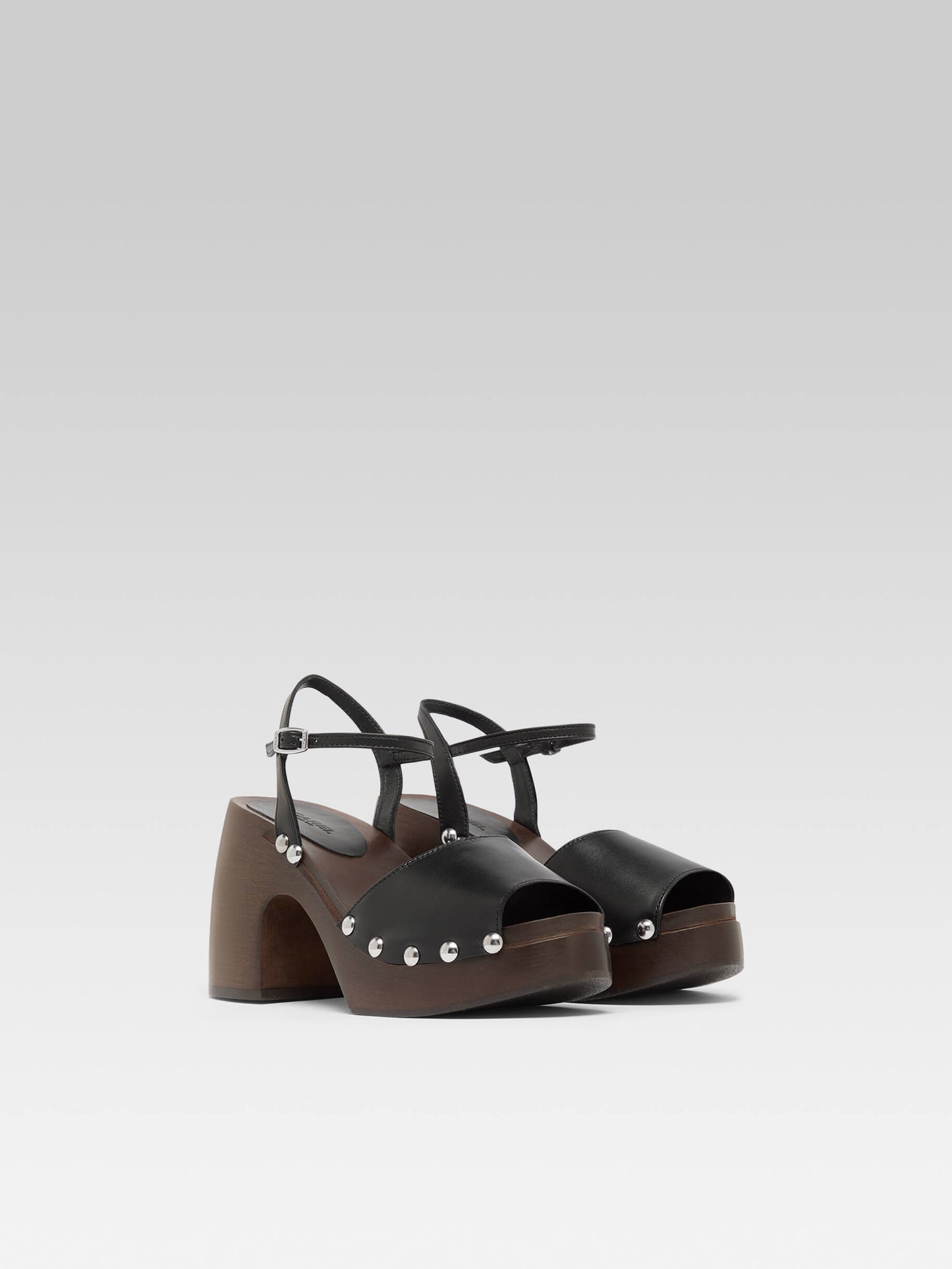 Laly - Black leather clog