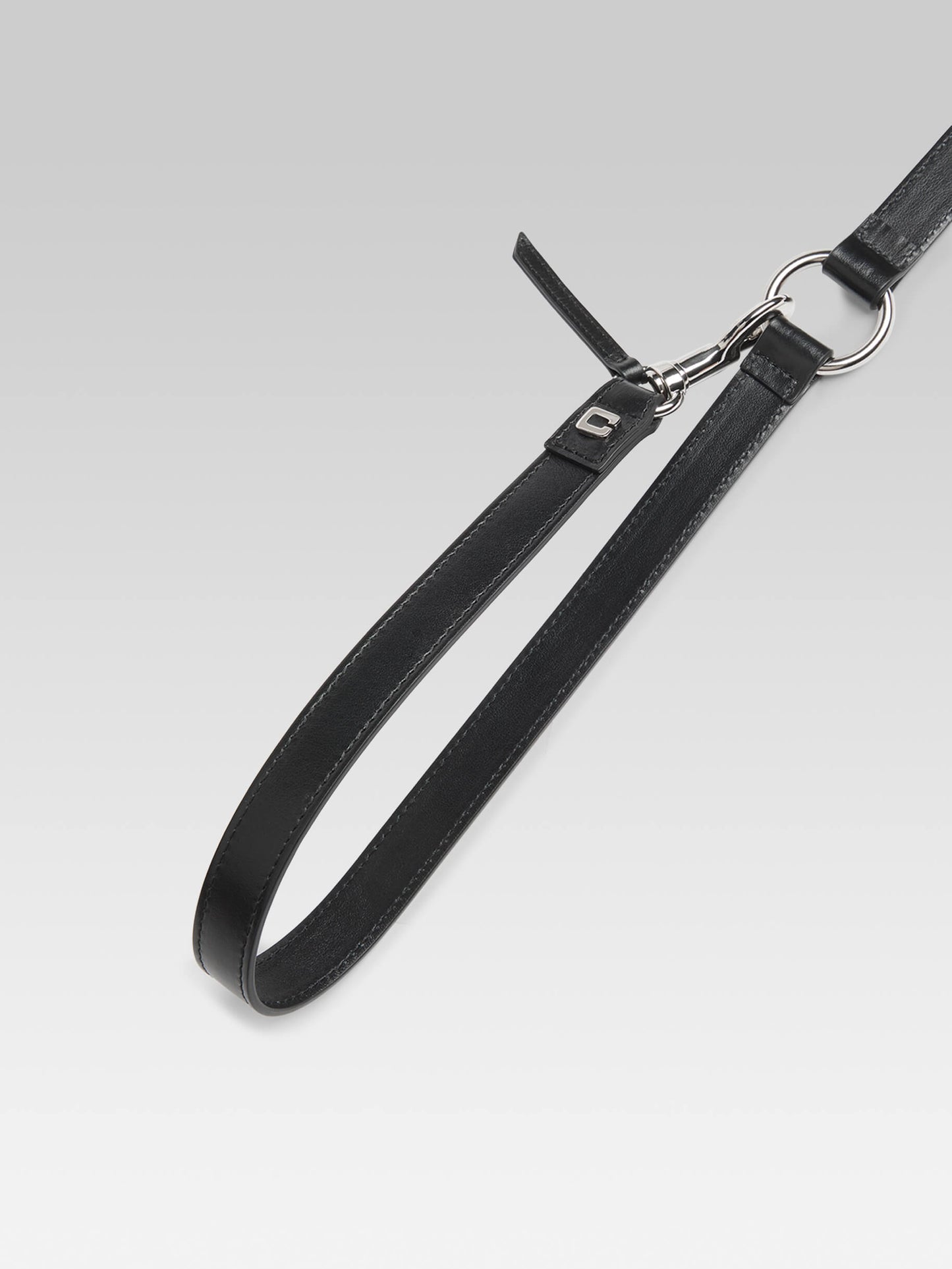 Milou - Black leather dog leash