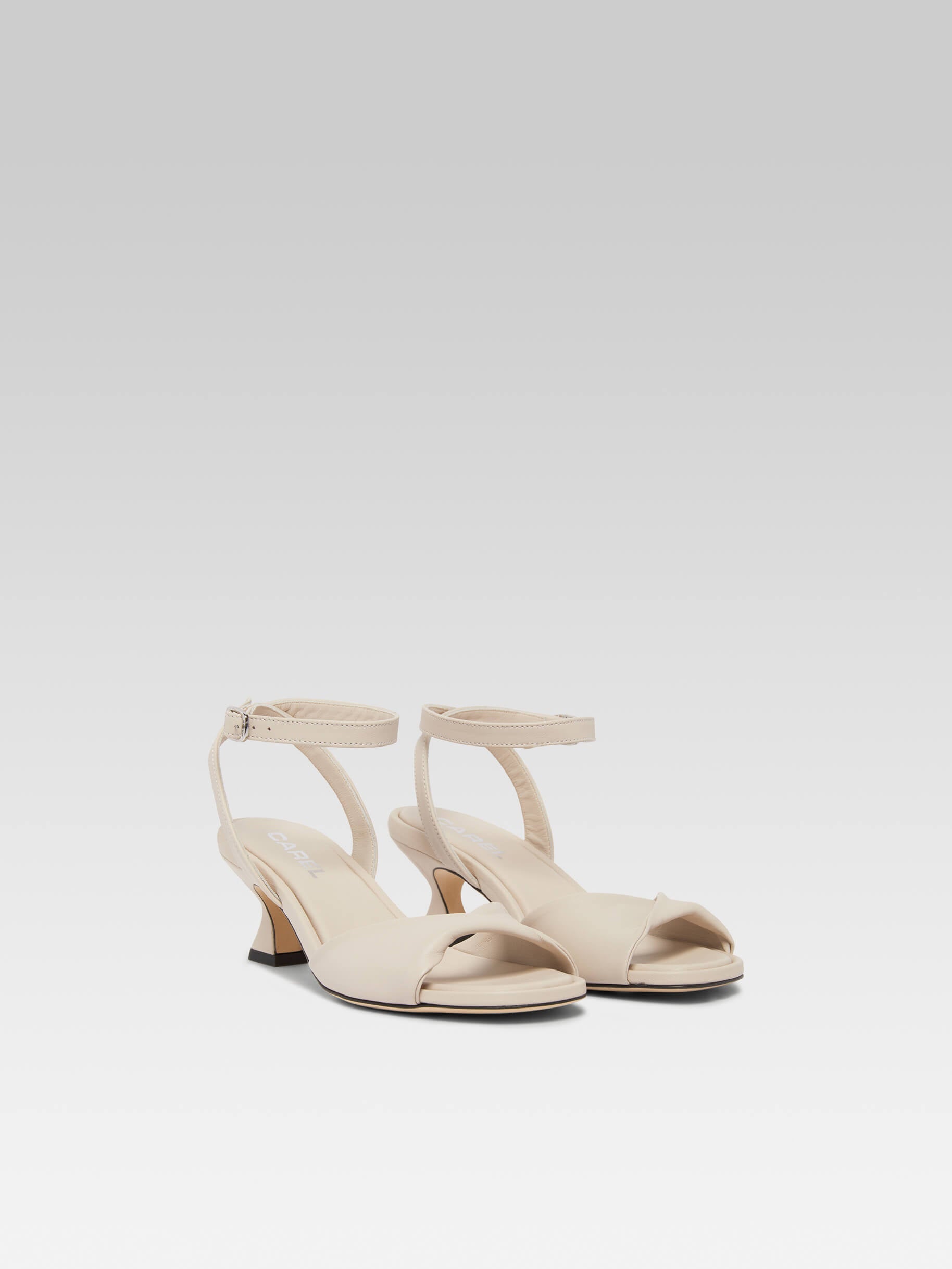 Arielle - Ivory leather sandals - Image number 3