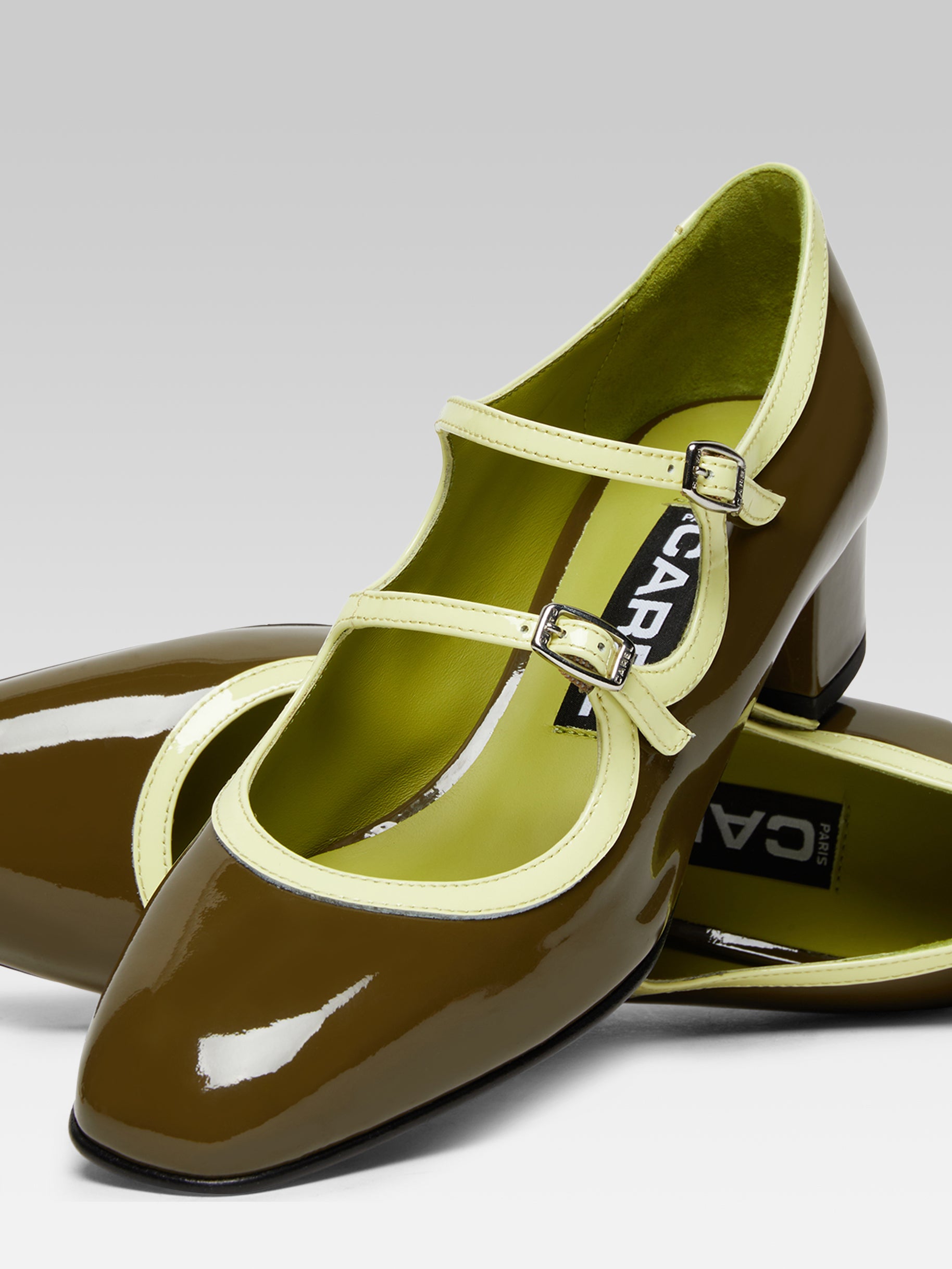 Bleuet - Khaki and lemon patent leather Mary Janes pumps - Image number 5