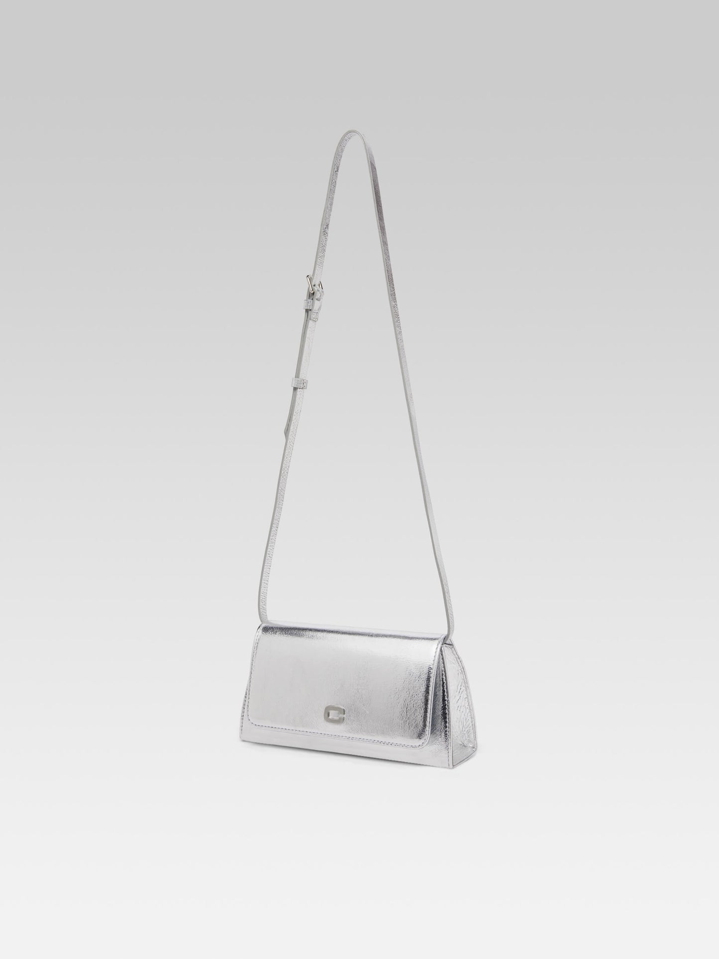 Elysee - Upcycled silver laminated leather shoulder bag