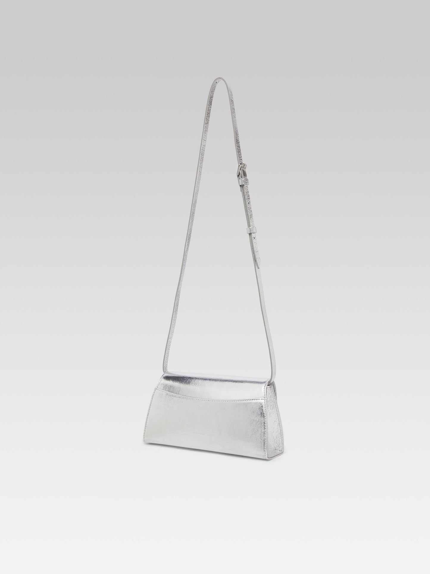 Elysee - Upcycled silver laminated leather shoulder bag