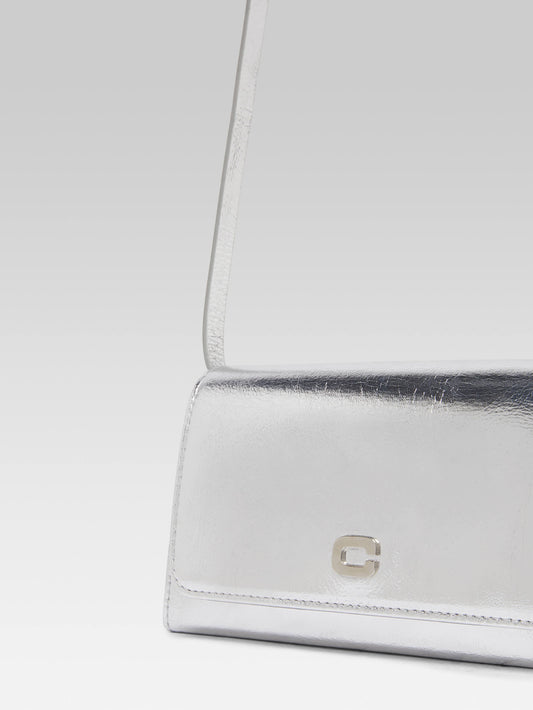 Elysee - Sac épaule cuir laminé argent upcyclé - Image numéro 3