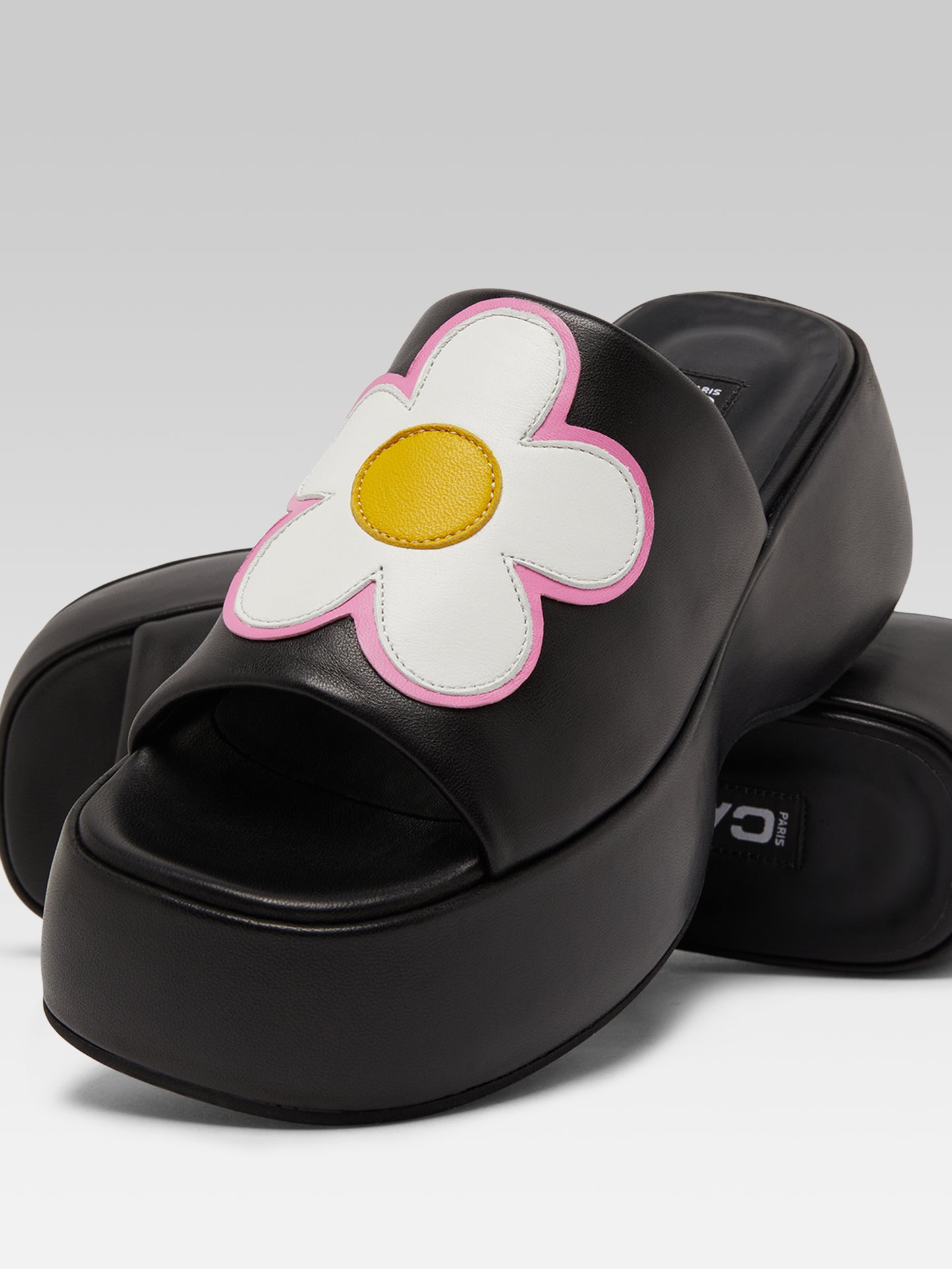 Flower - Black leather platform mules