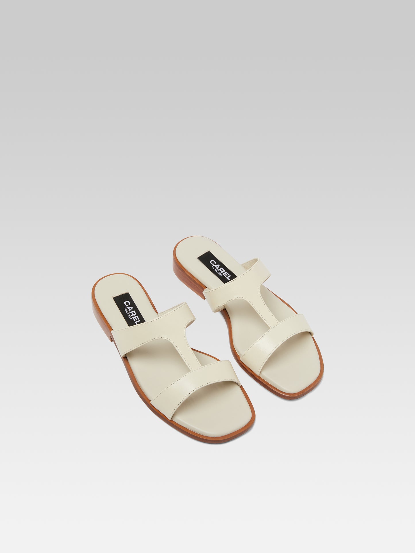 Ilienne - Beige leather flat mules