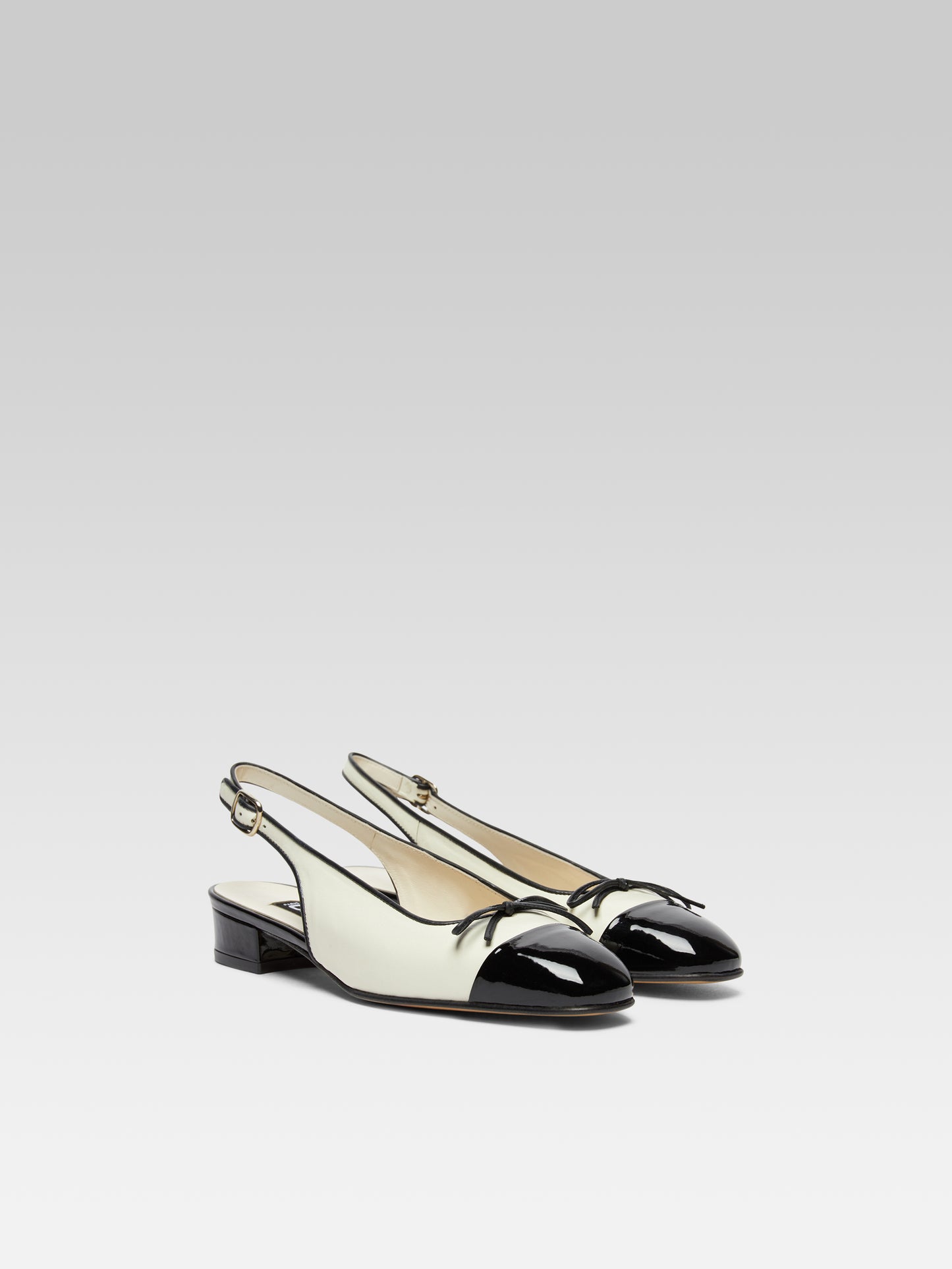 Josephine - Ballerines slingback cuir ivoire et cuir verni noir