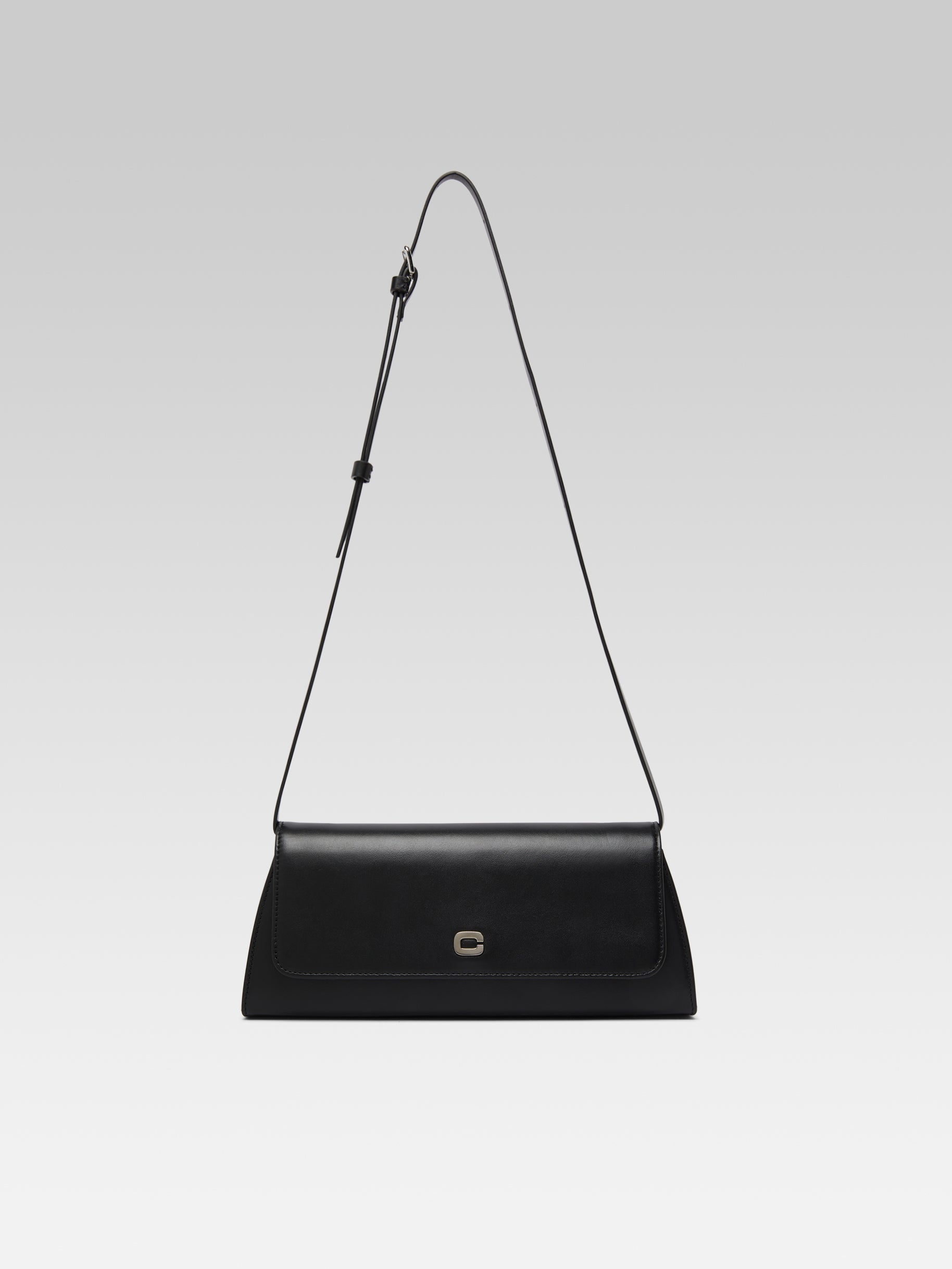 Madeleine - Black leather shoulder bag - Image number 1