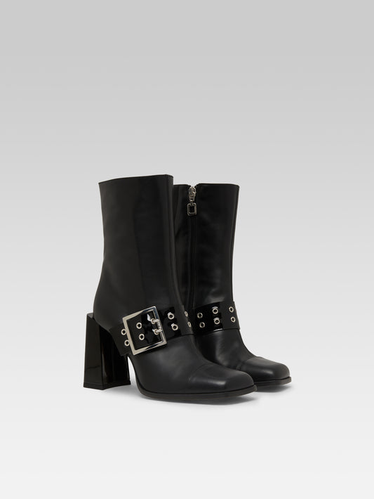 Moonlight - Black leather ankle boots with eyelet buckle - Image number 2