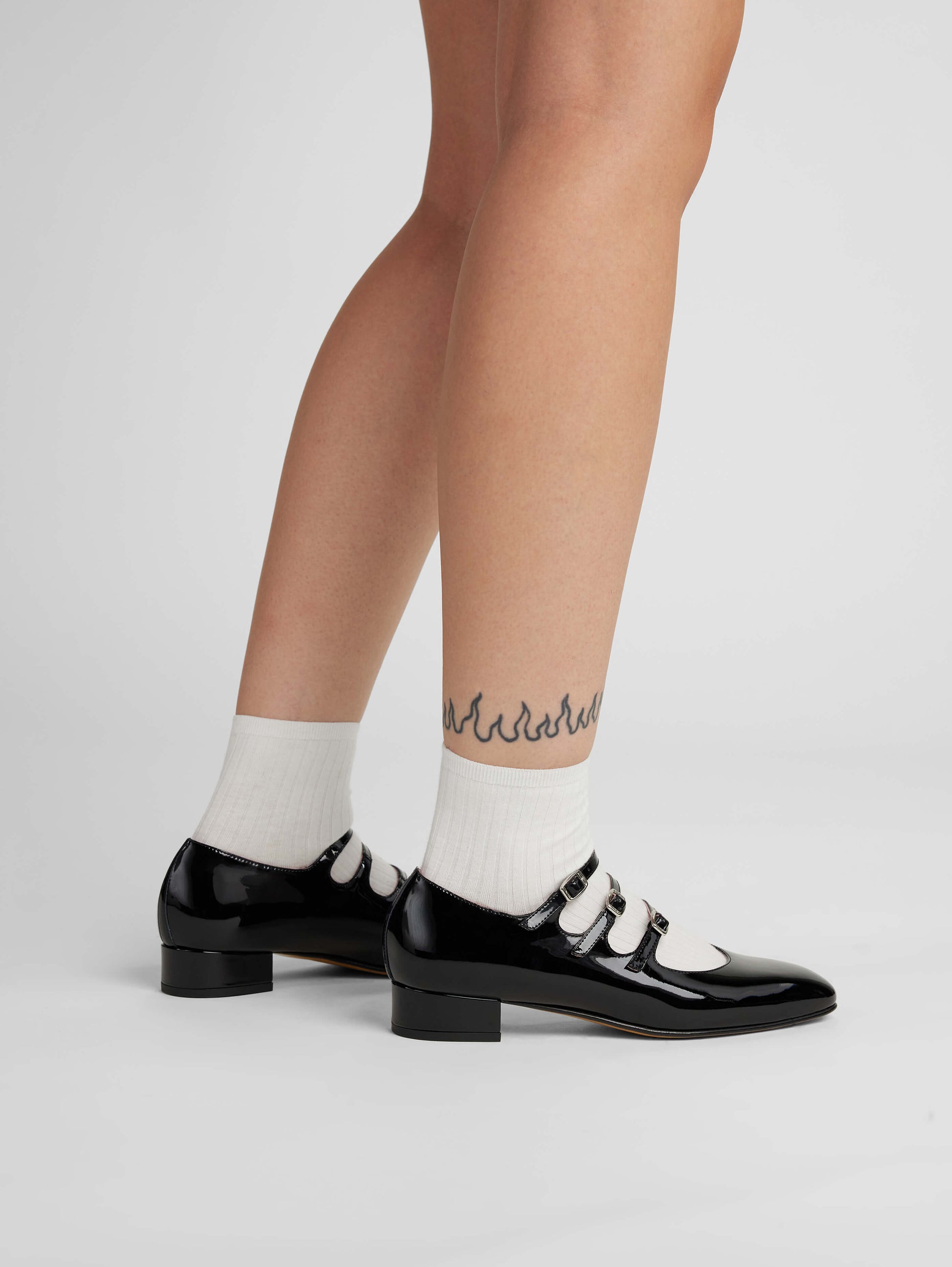 Ariana - Black patent leather Mary Janes ballet flats - Image number 1