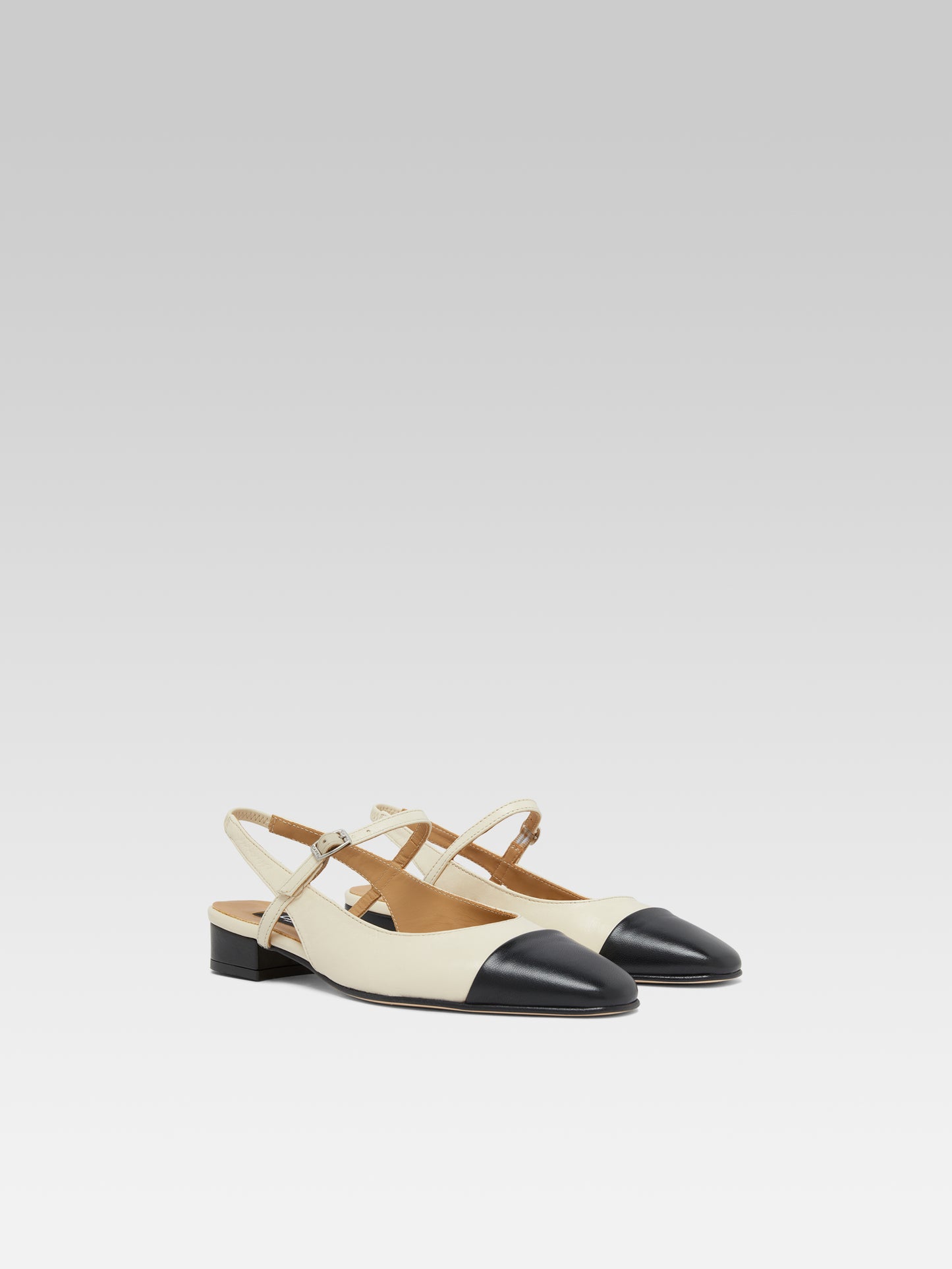 Oceano - Beige and black leather slingback