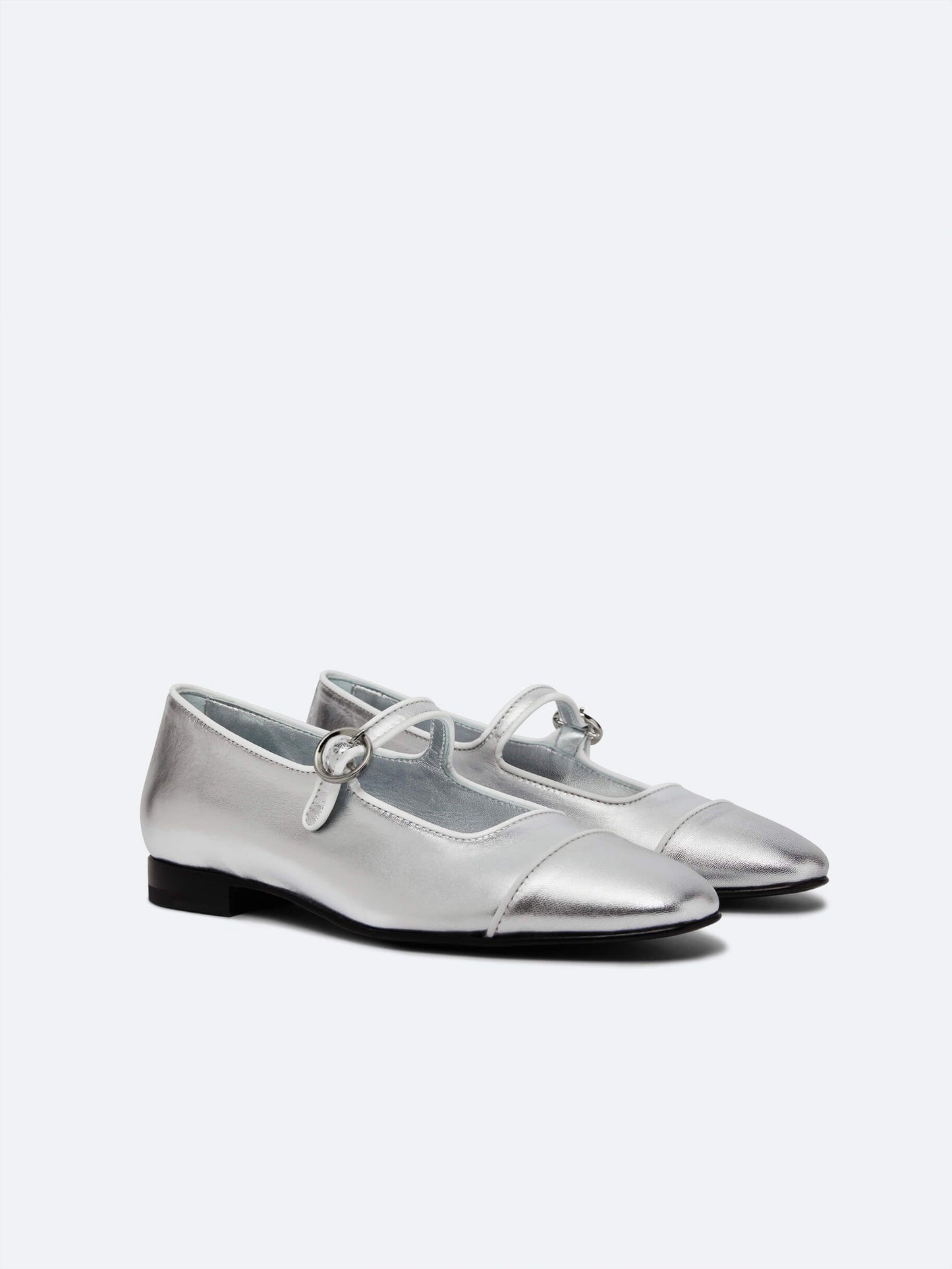 Corail - Silver leather white piping Mary Janes flats