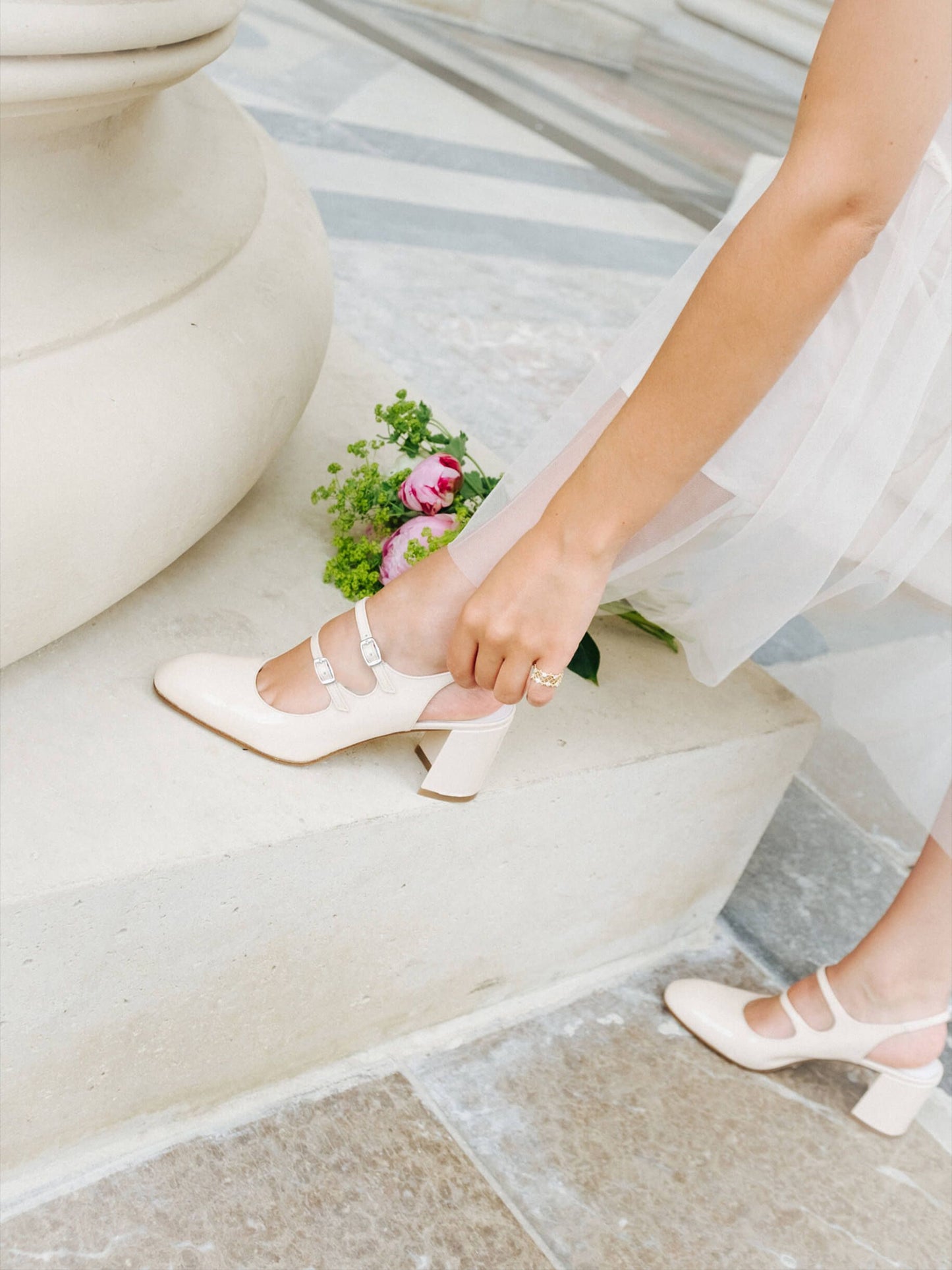 Banana - Nude patent leather slingback Mary Janes