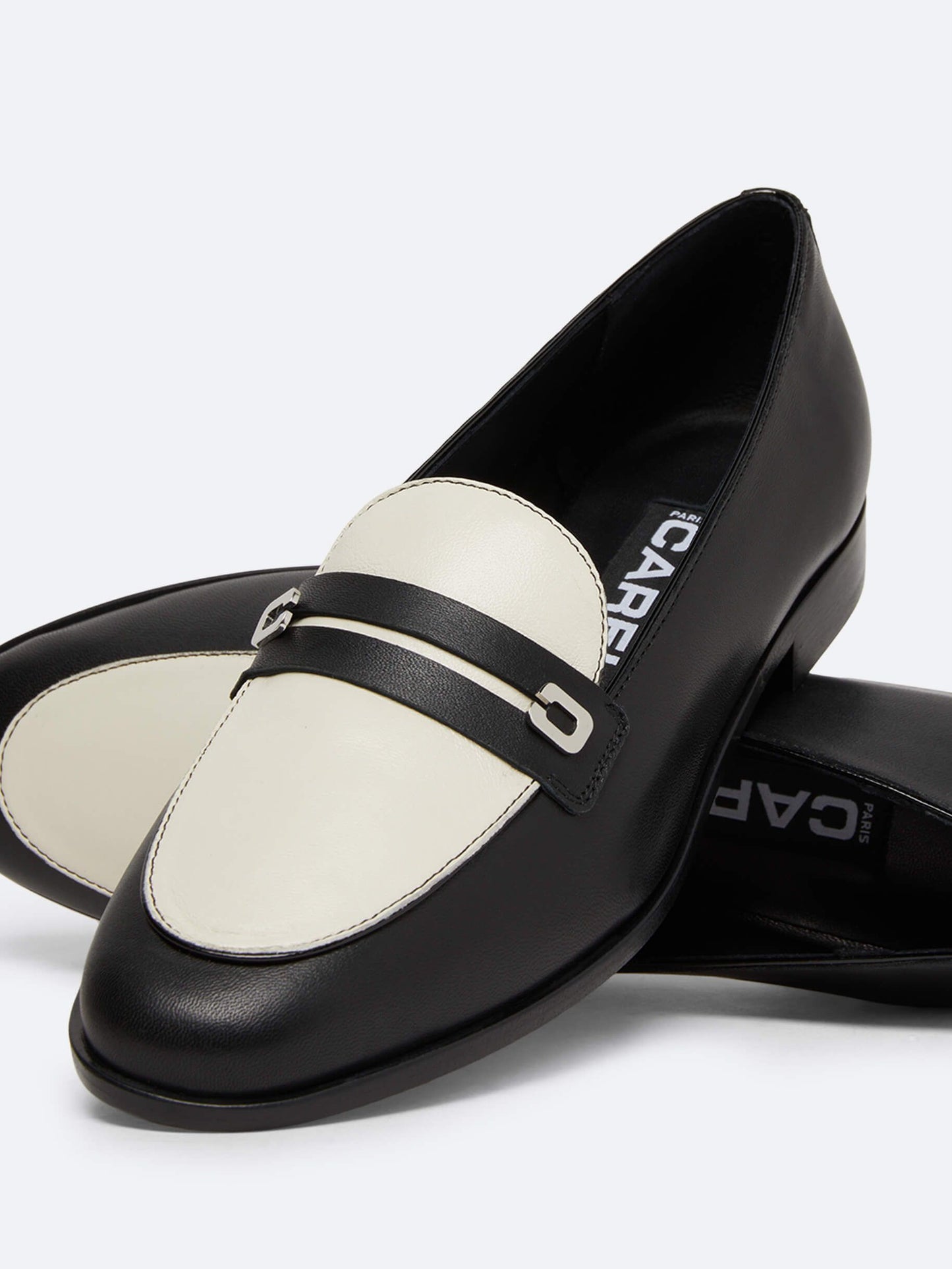 Jackie - Black and ivory leather moccasins